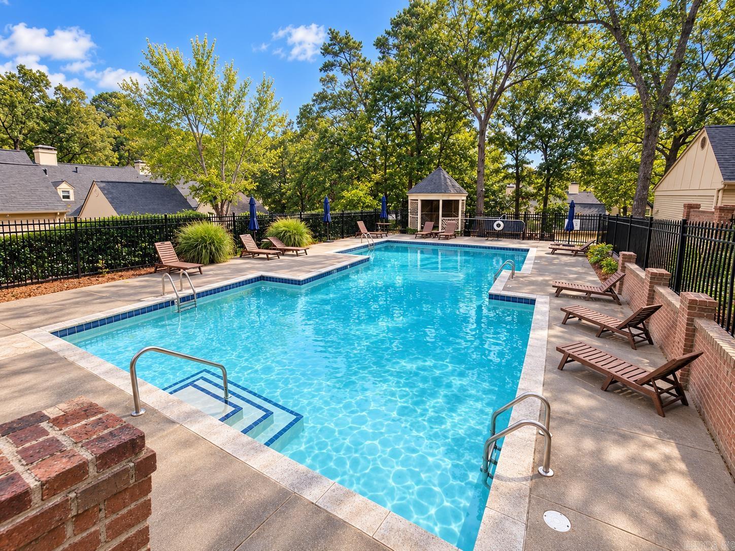 4 Windsor  Little Rock, AR