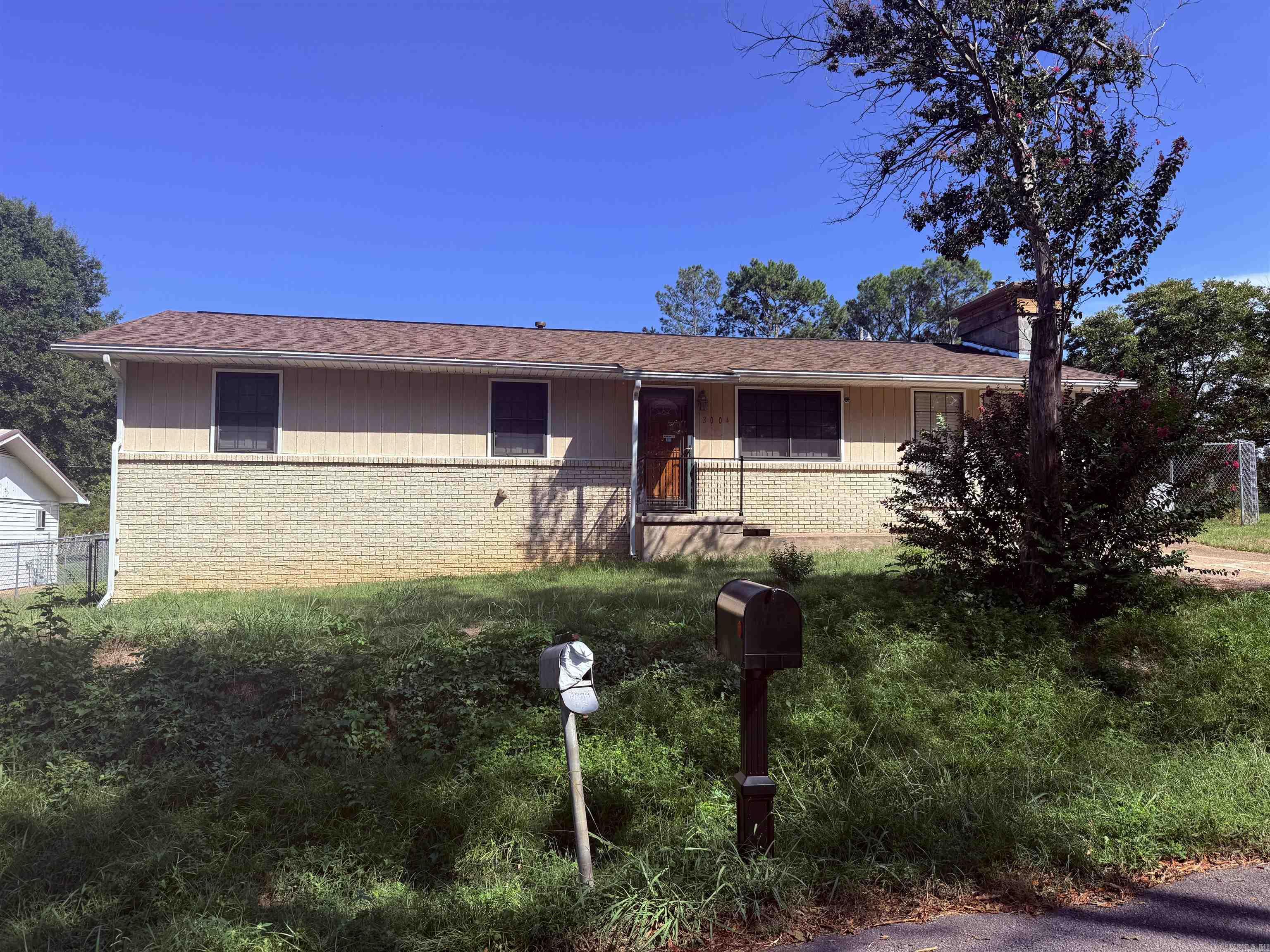 3004 Cedar Park Street — exterior