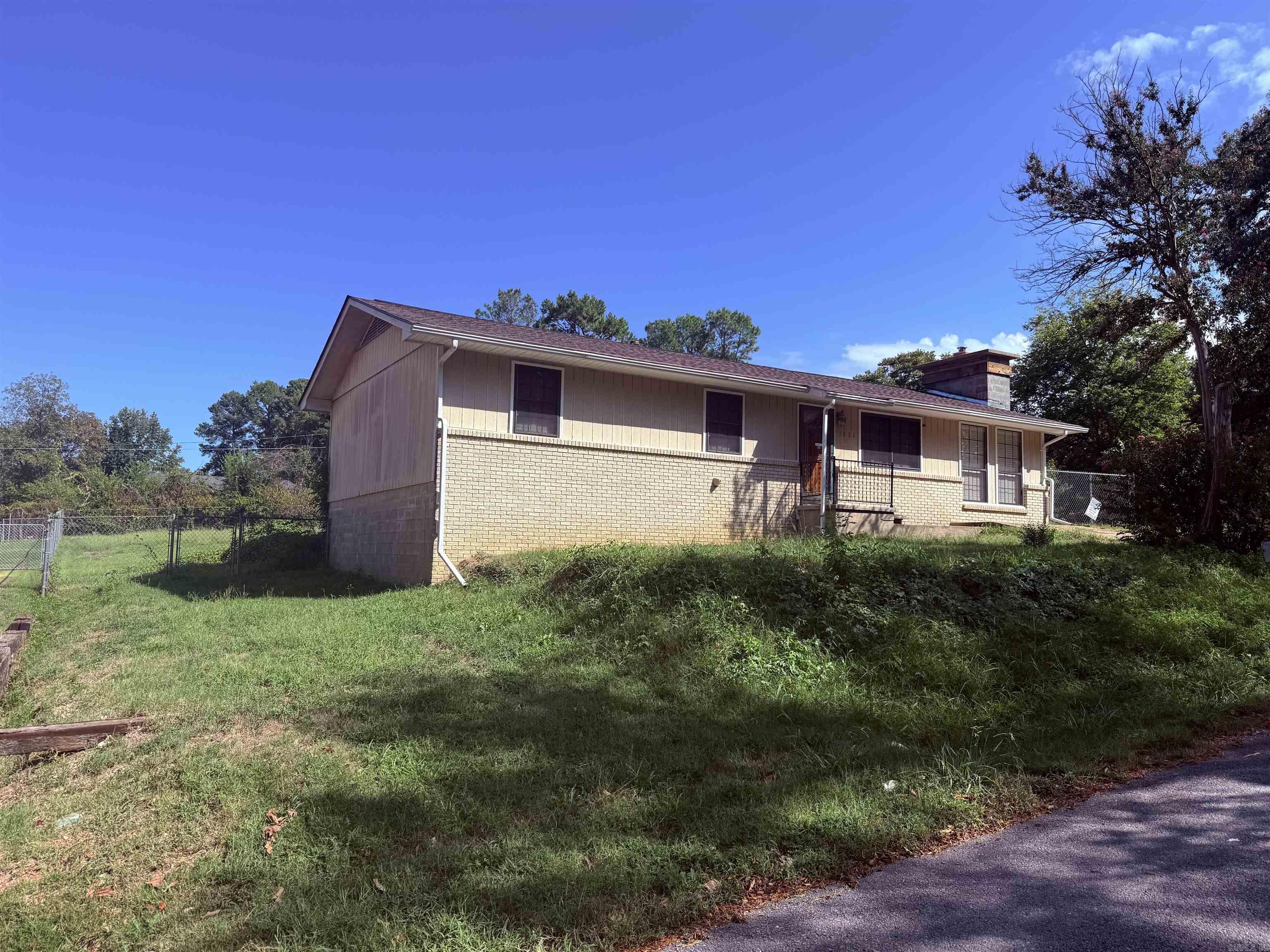 3004 Cedar Park Street — photo 3
