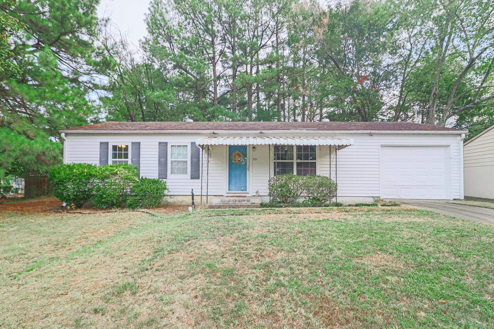 901 Wesley  Jonesboro, AR