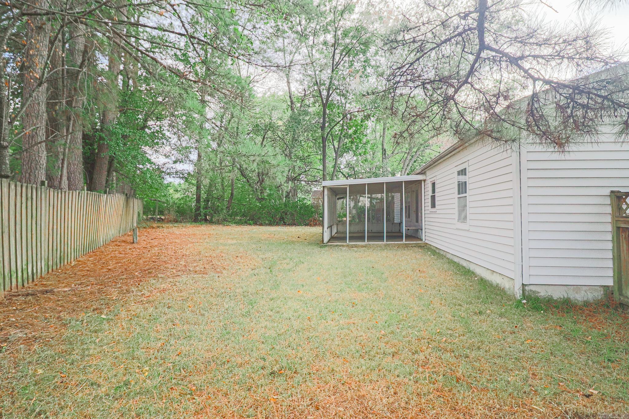 901 Wesley  Jonesboro, AR