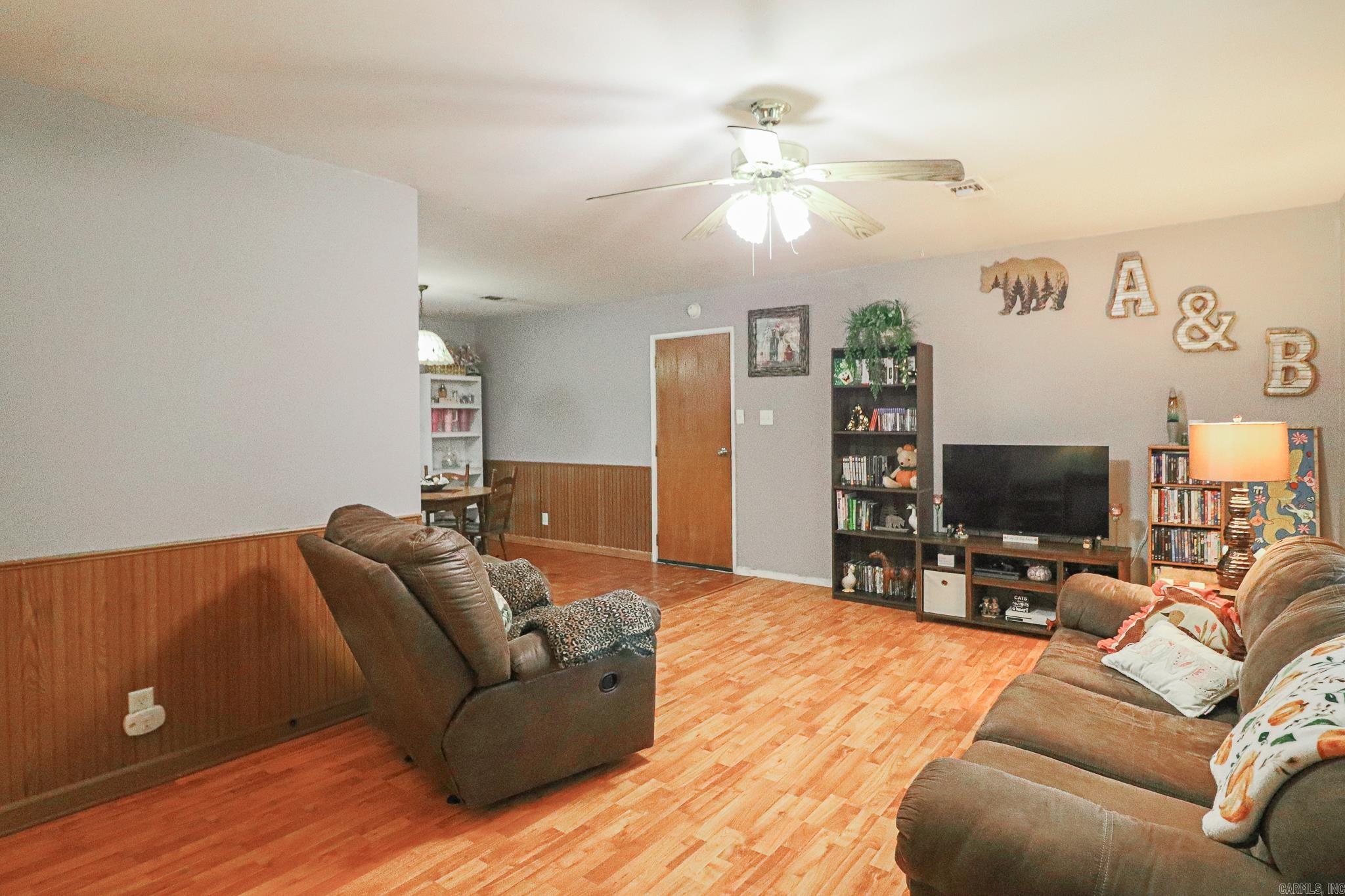 901 Wesley  Jonesboro, AR