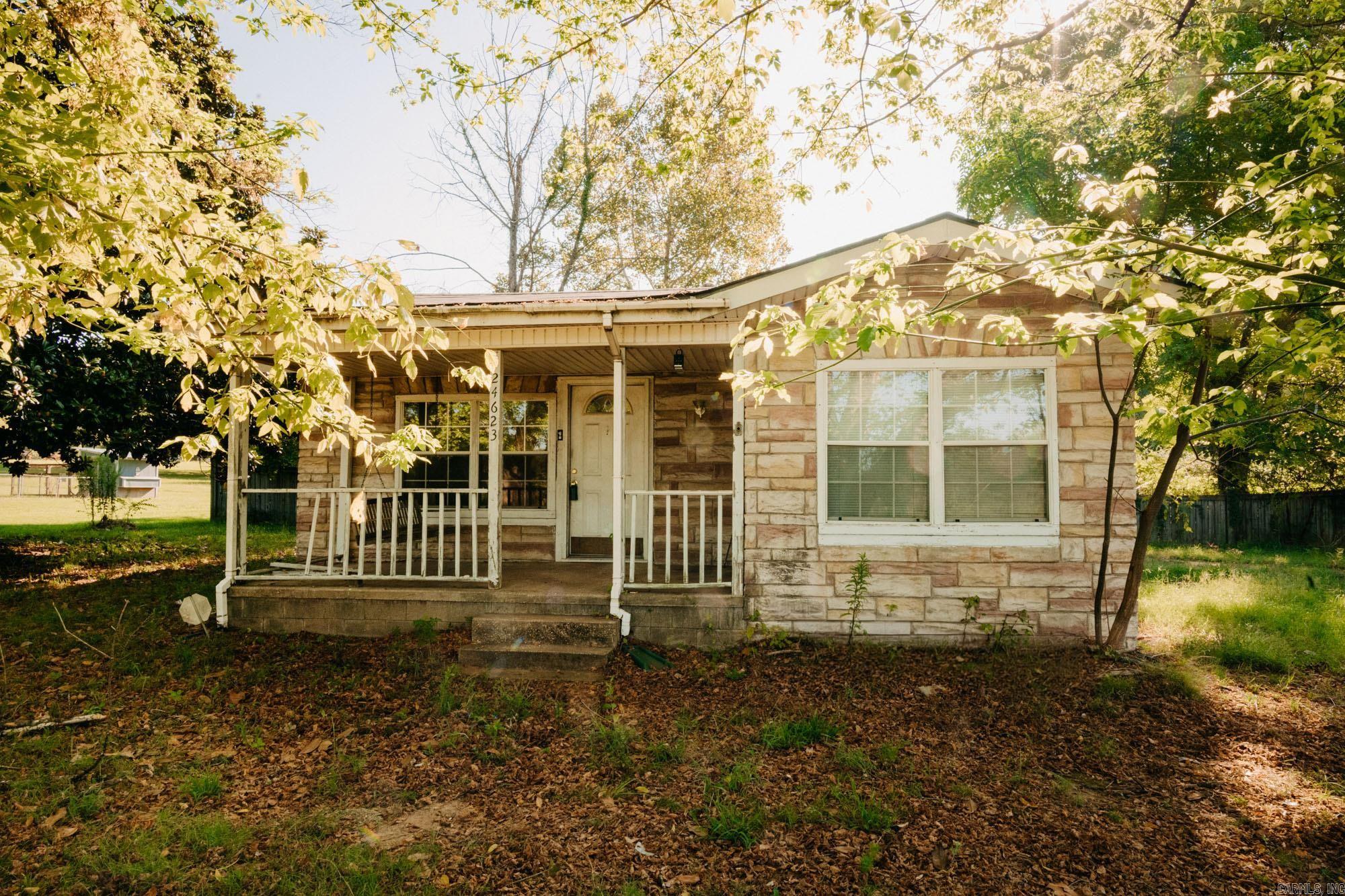 24623 N Sardis Road — exterior