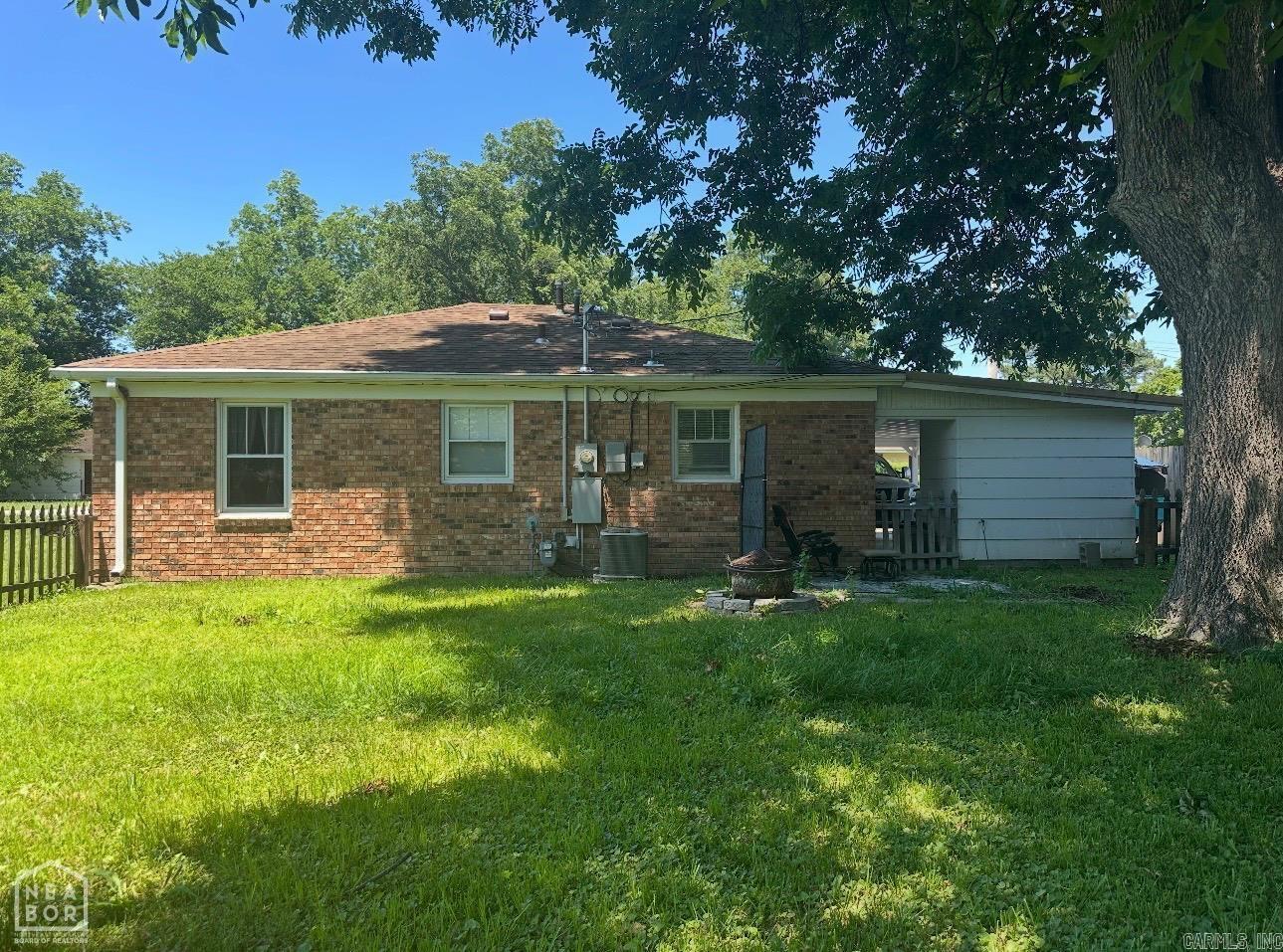 165 Poplar  Piggott, AR