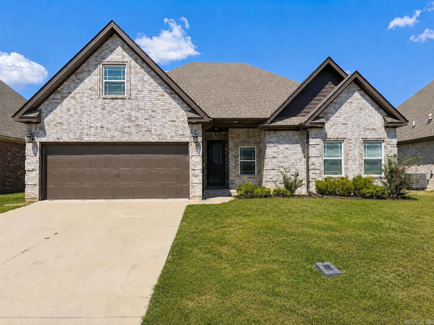 3100  Creekview  Jonesboro, AR