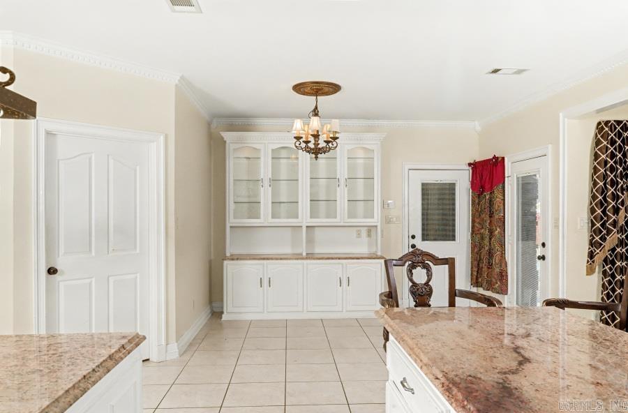 145 GRIZZLY BEAR Drive White Hall, AR 71602