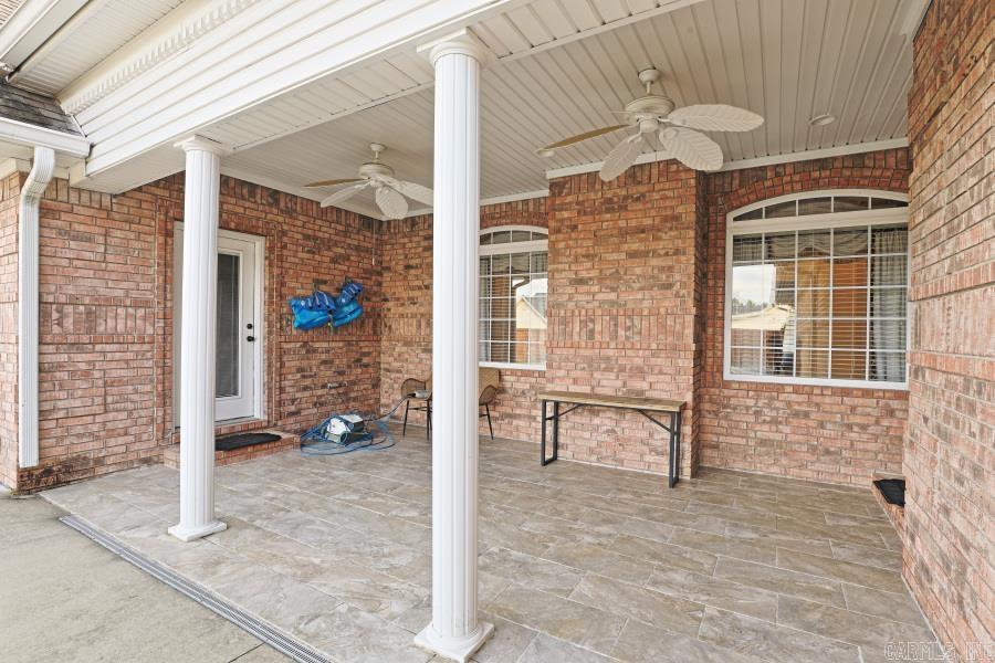 145 GRIZZLY BEAR Drive White Hall, AR 71602
