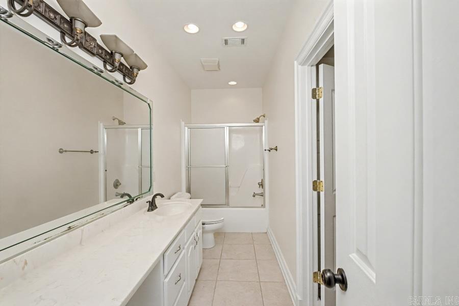 145 GRIZZLY BEAR Drive White Hall, AR 71602