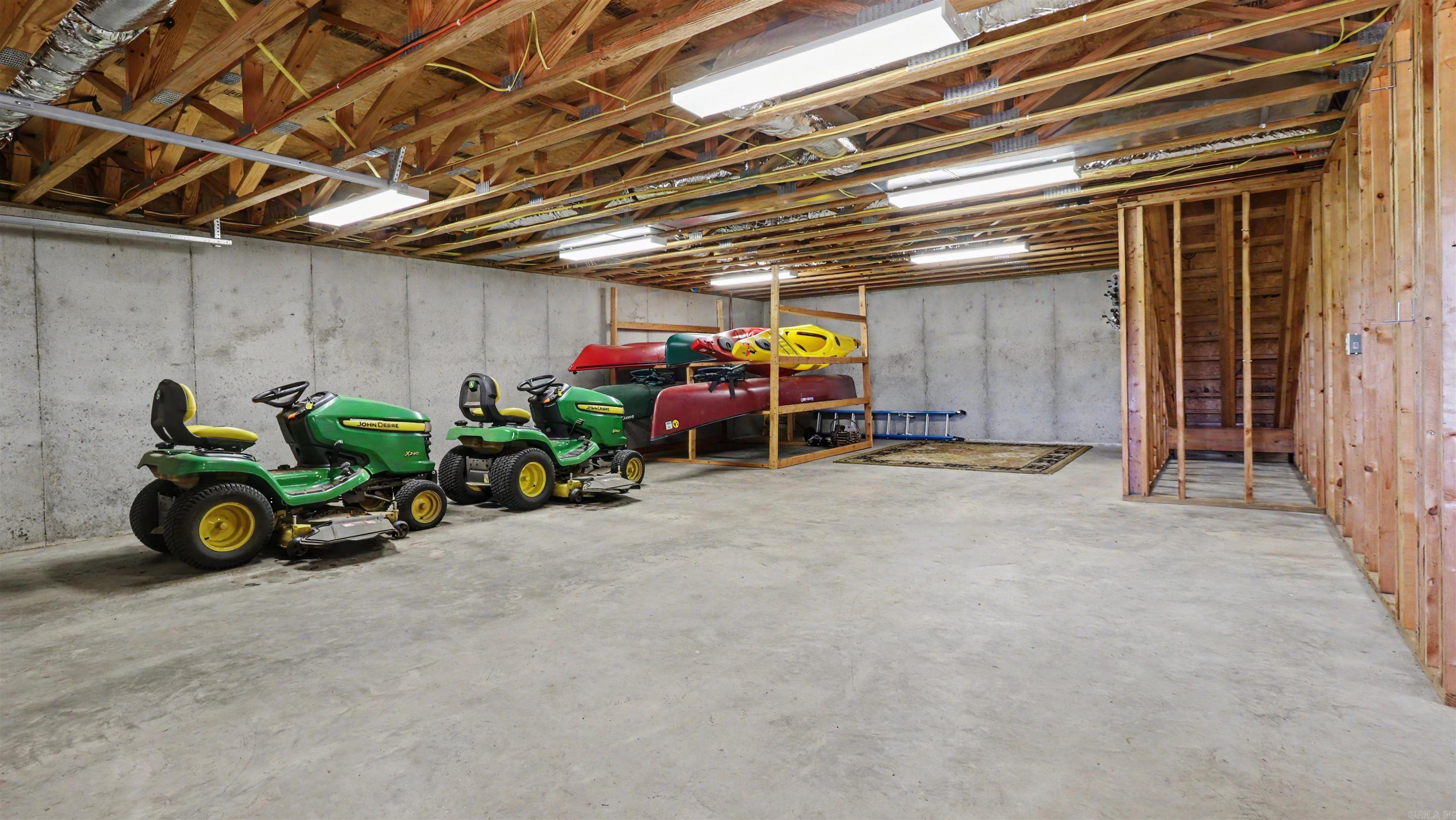 167 Bella Vista Rd Road Berryville, AR 72616
