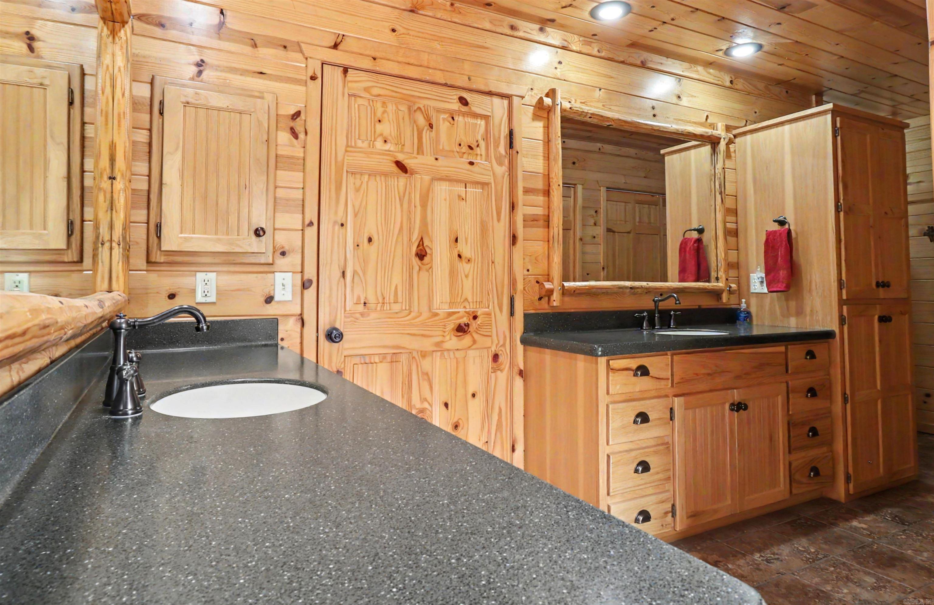 167 Bella Vista Rd Road Berryville, AR 72616