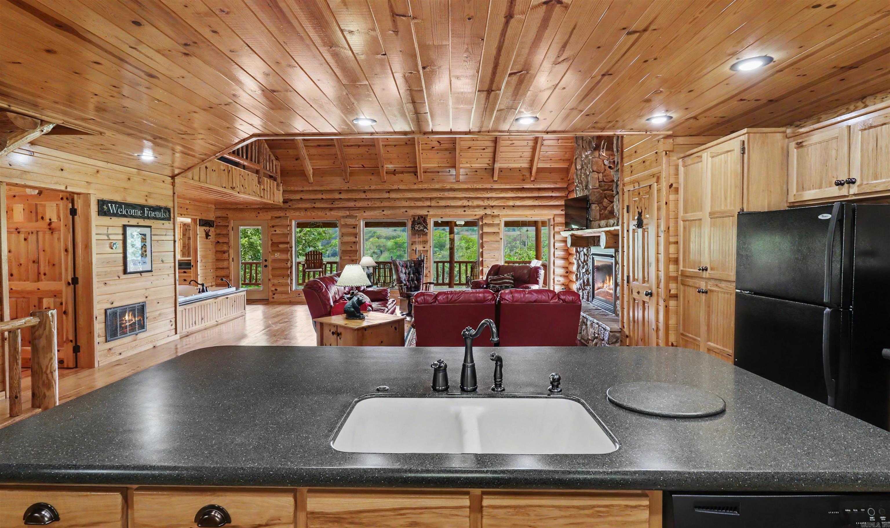 167 Bella Vista Rd Road Berryville, AR 72616