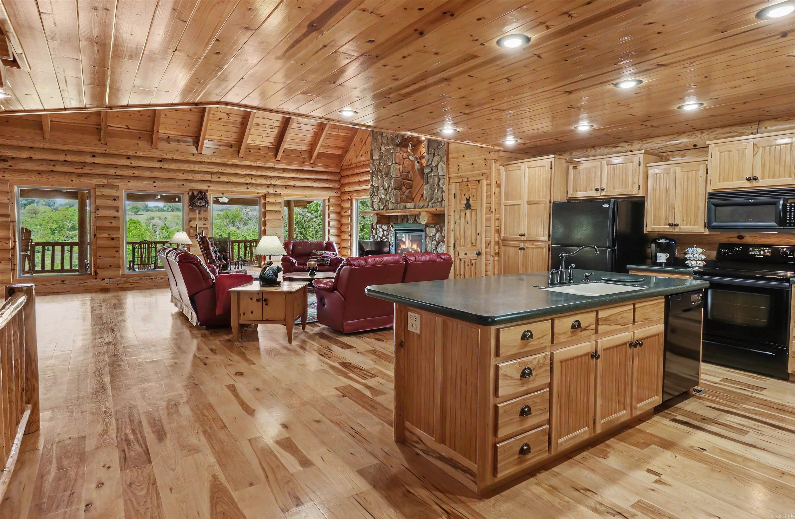 167 Bella Vista Rd Road Berryville, AR 72616
