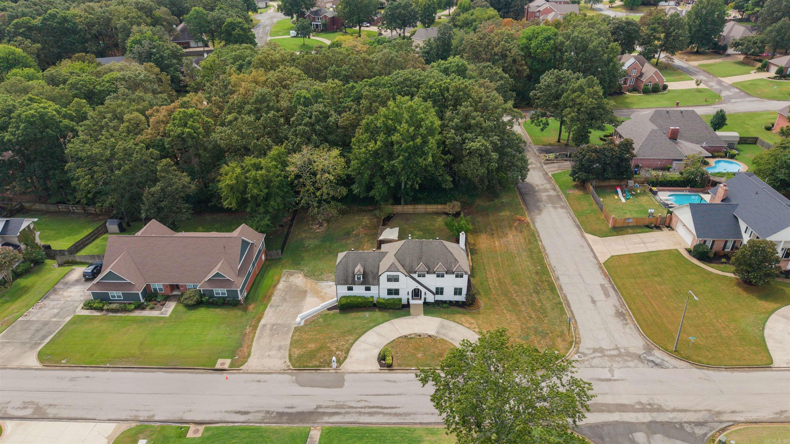 2305 Paula Dr Jonesboro, AR 72404