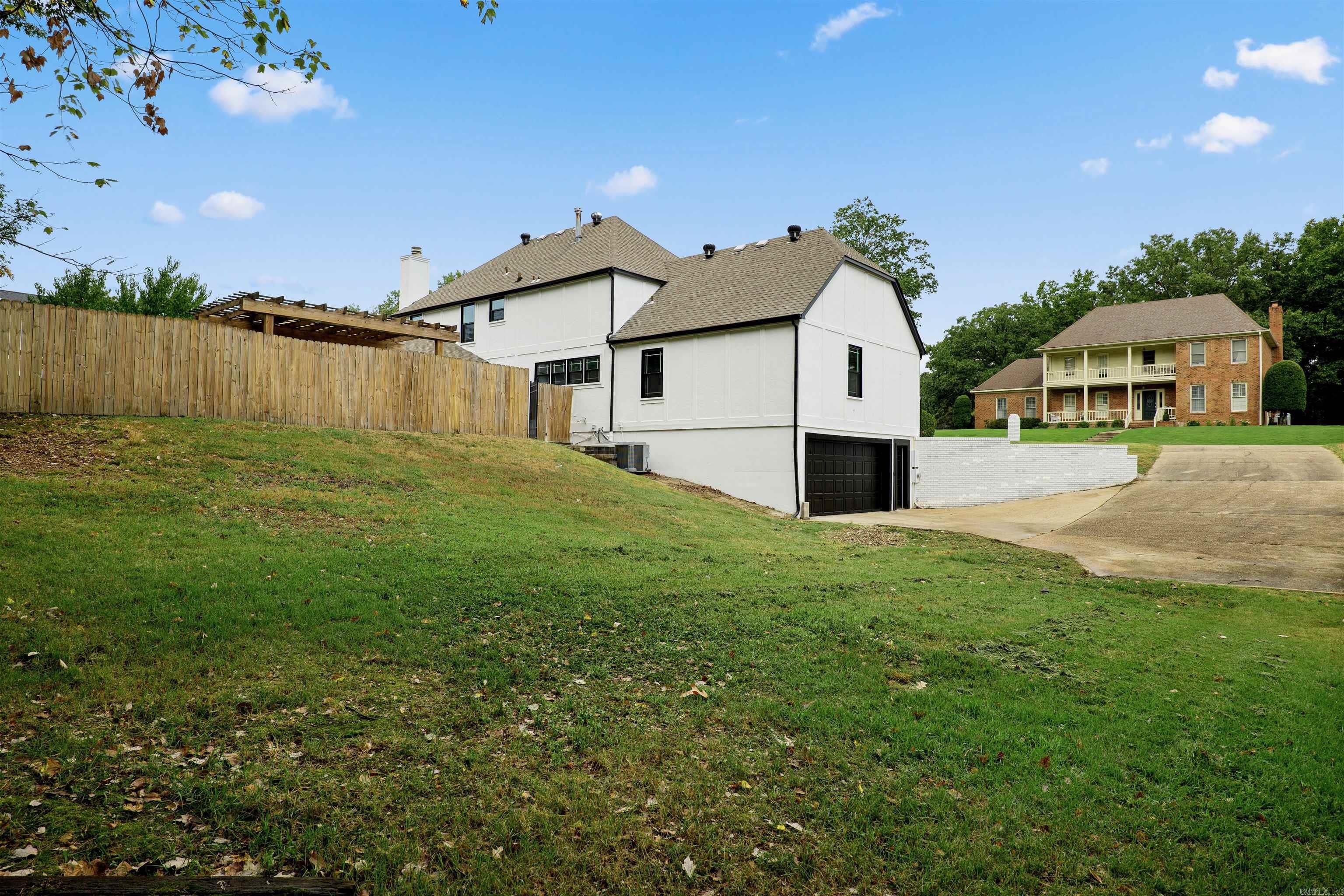 2305 Paula Dr Jonesboro, AR 72404