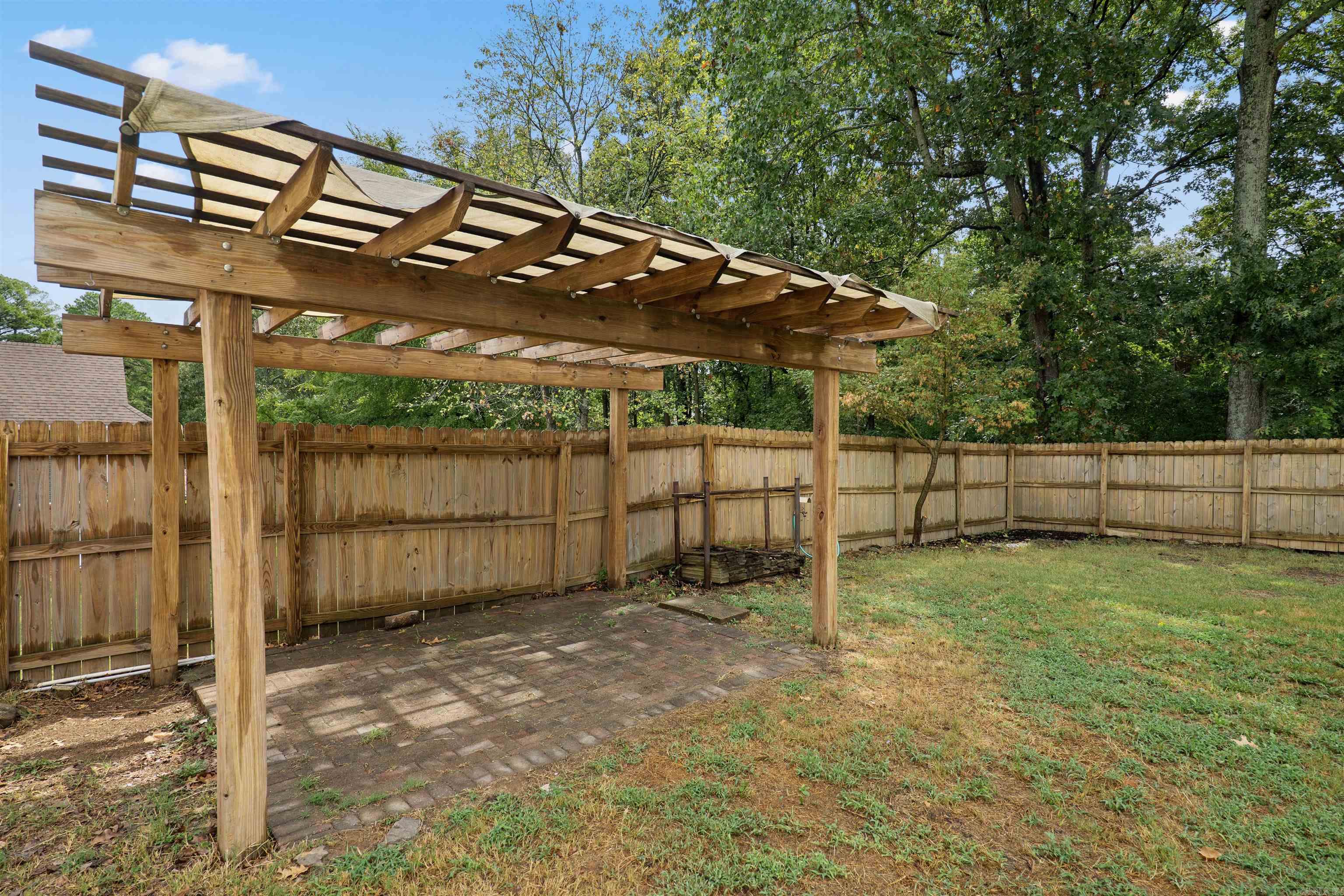 2305 Paula Dr Jonesboro, AR 72404