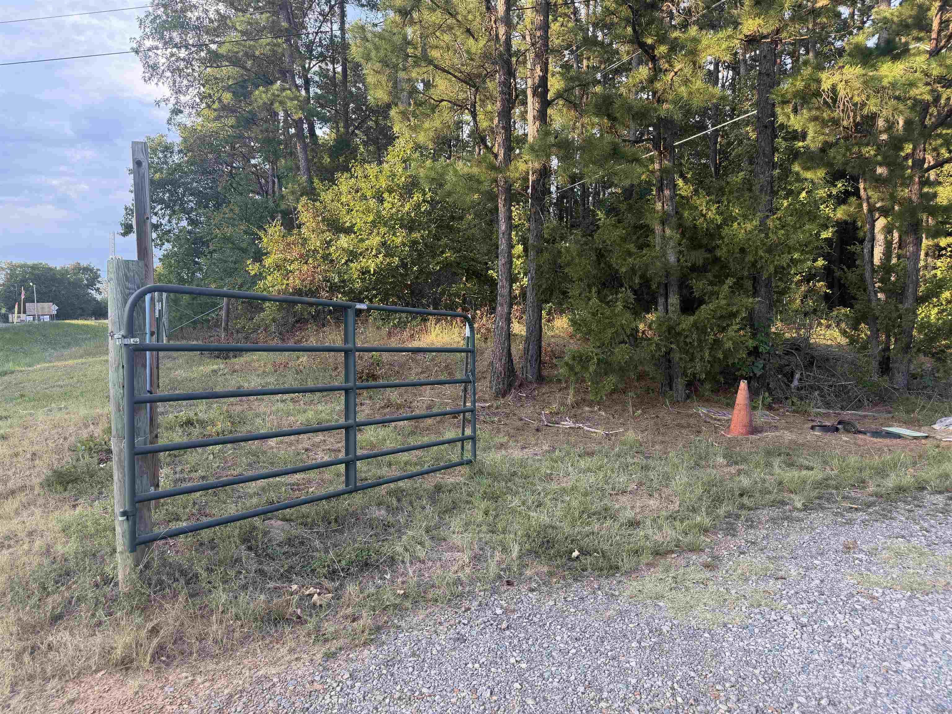 2195 Hwy 330 S  Shirley, AR