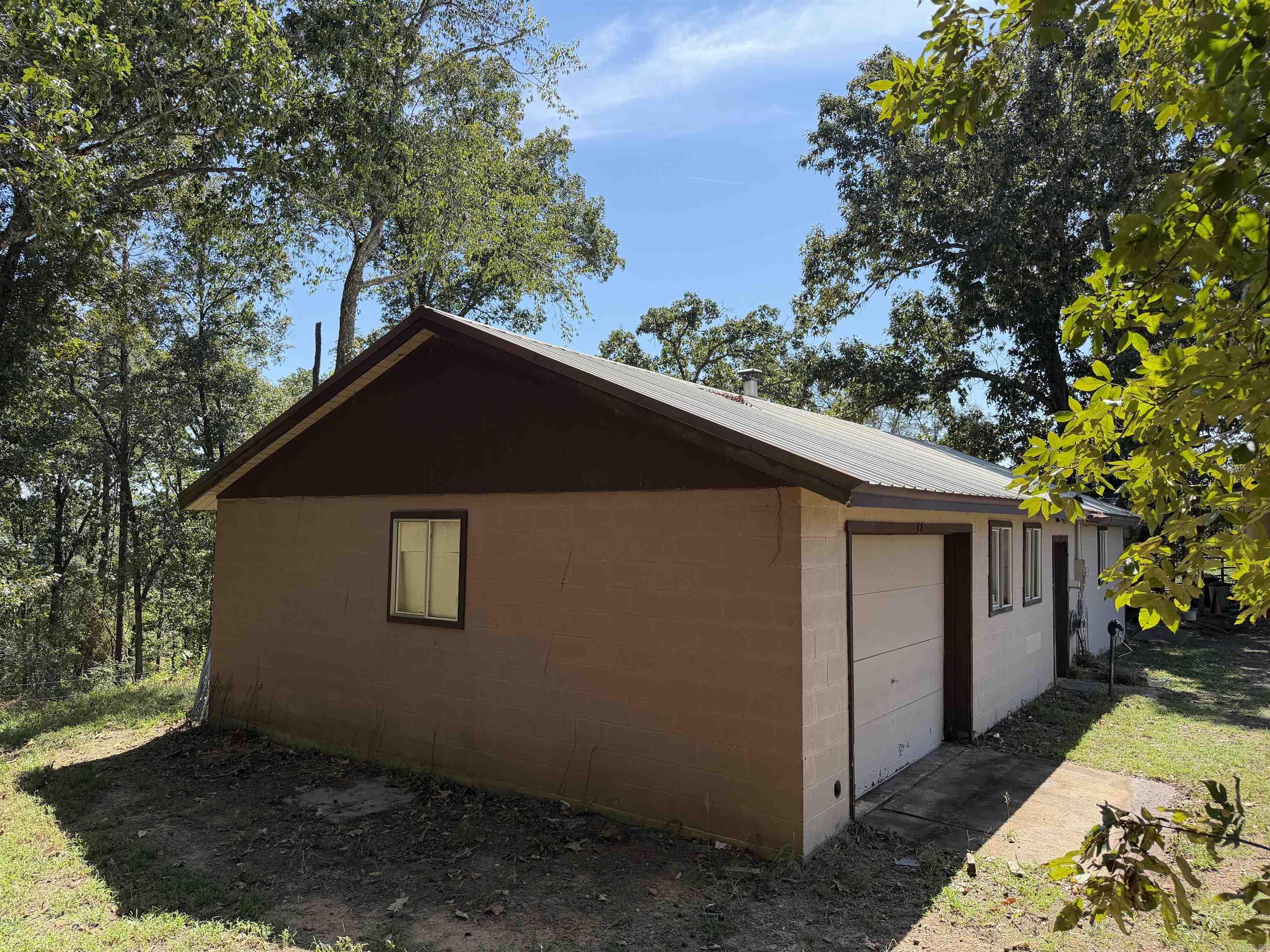 2195 Hwy 330 S  Shirley, AR