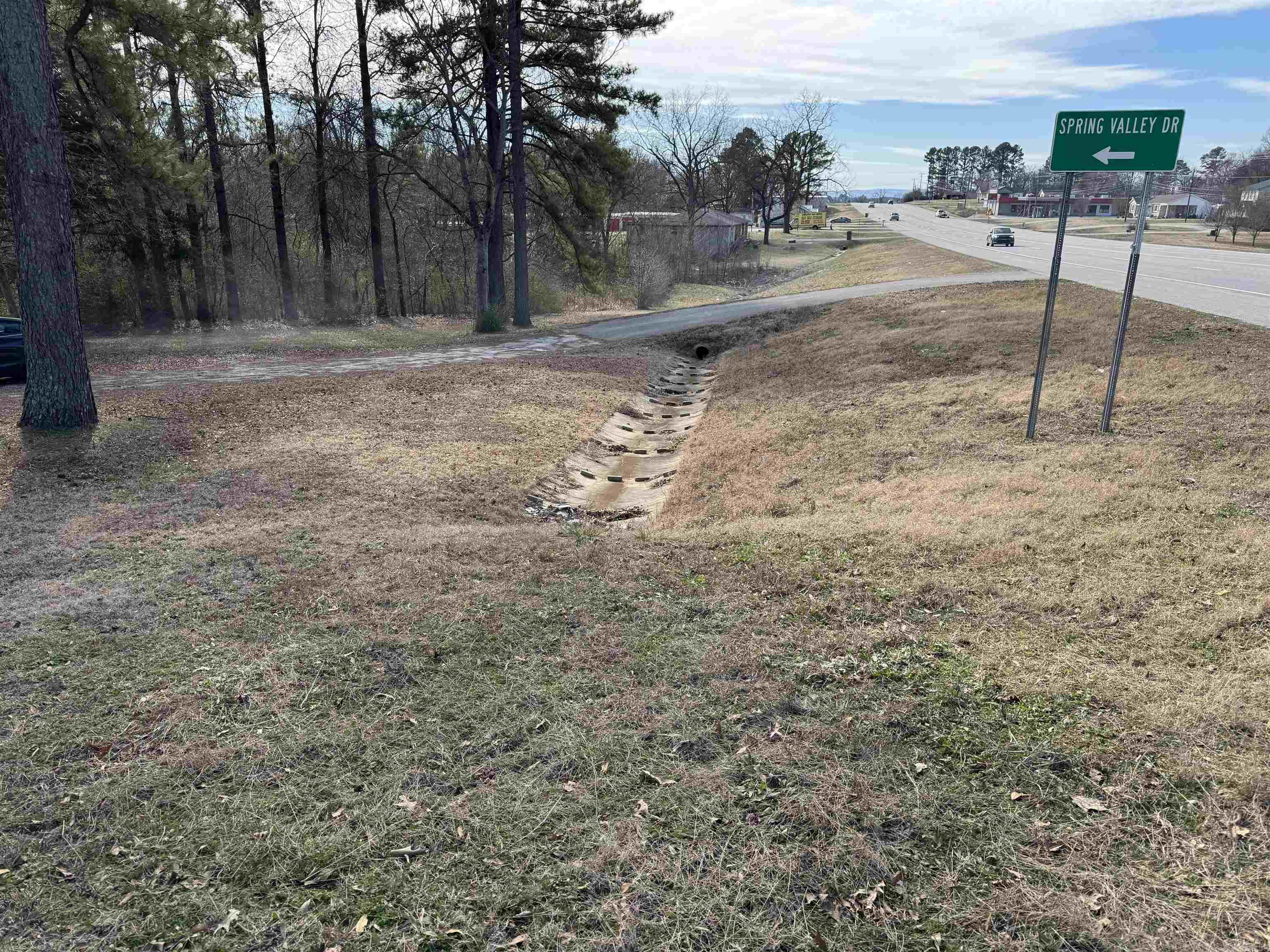 4 Spring Valley Road