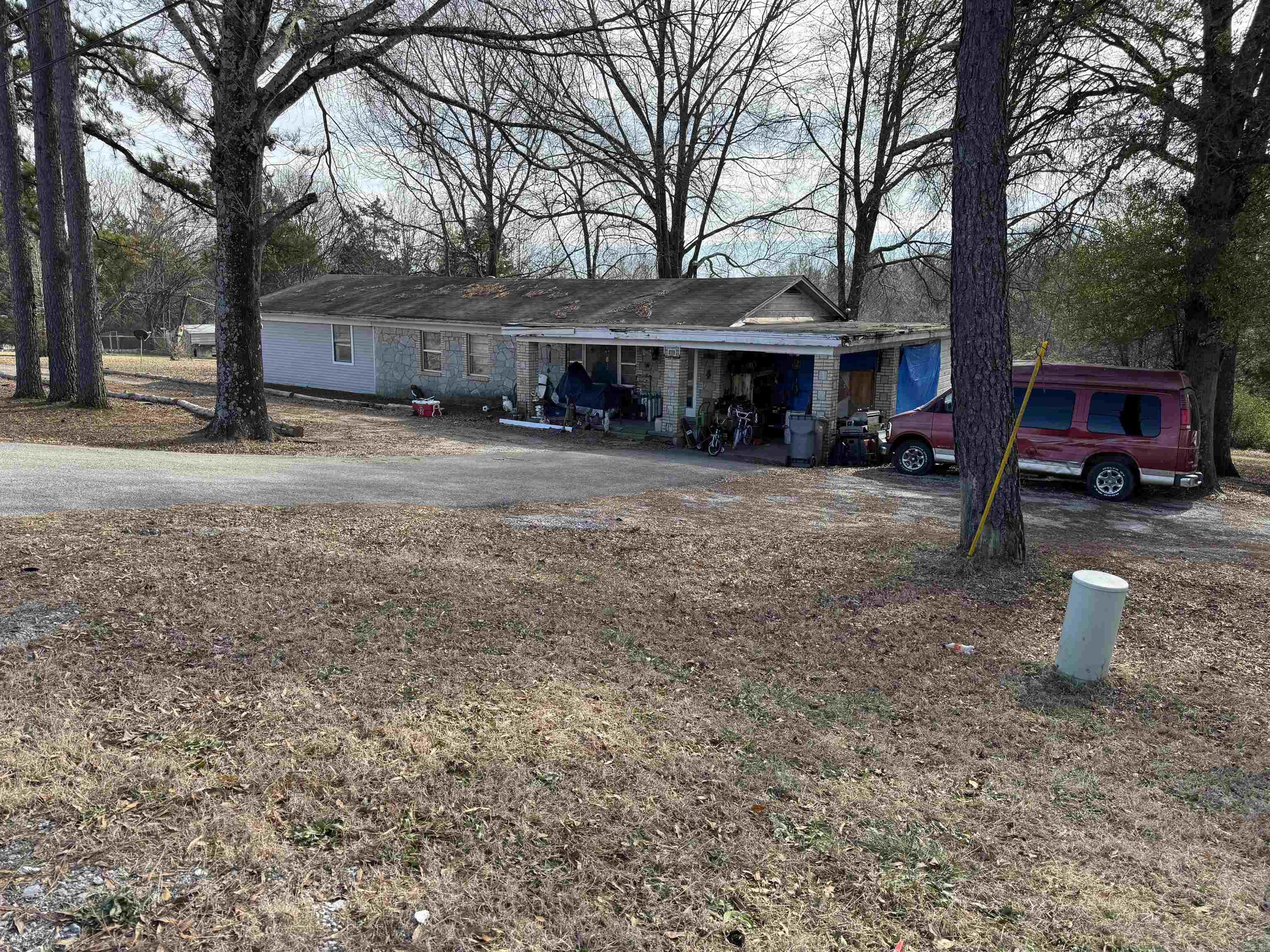 4 Spring Valley Road