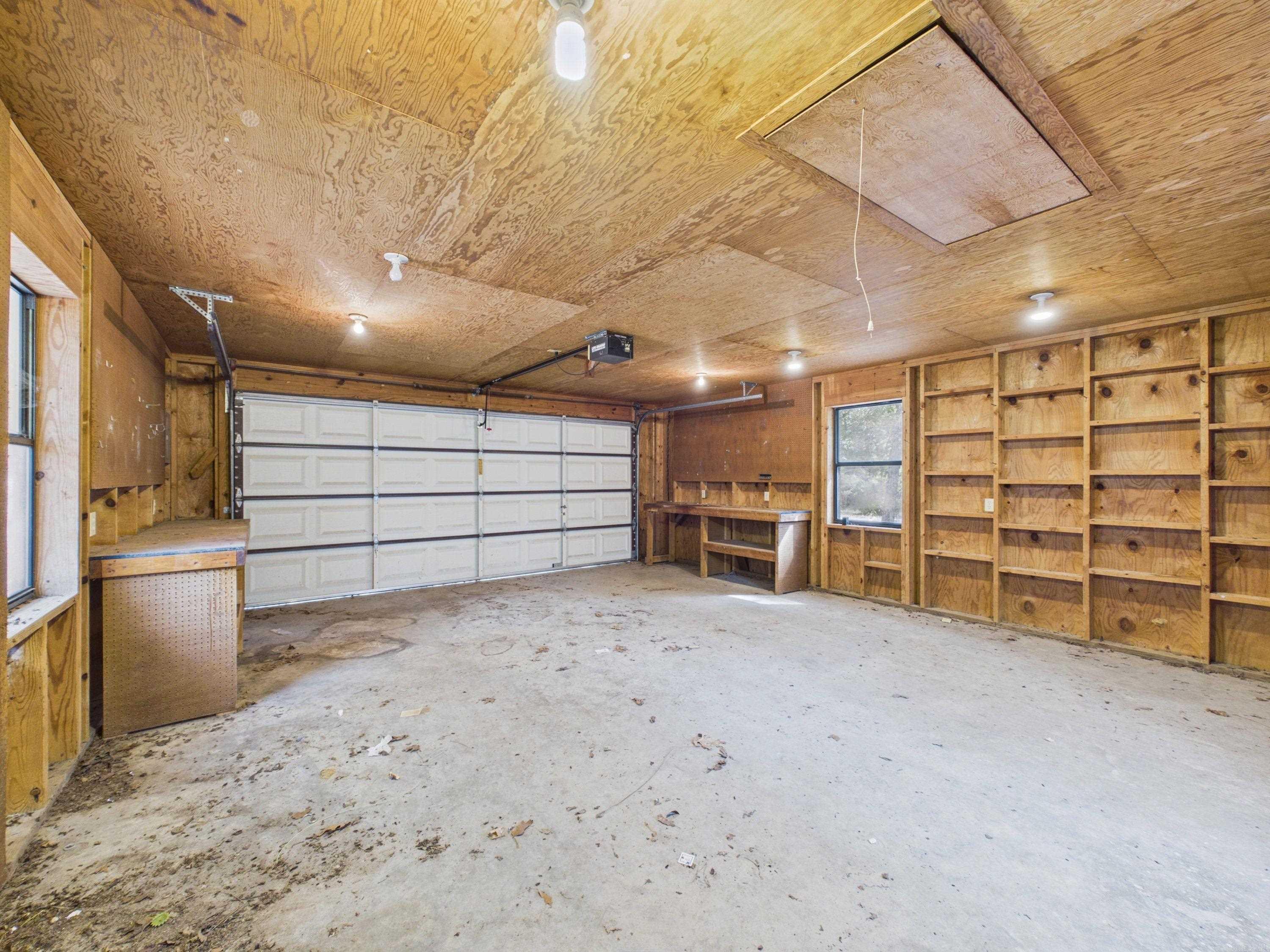 784 HWY 115 Cave City, AR 72521