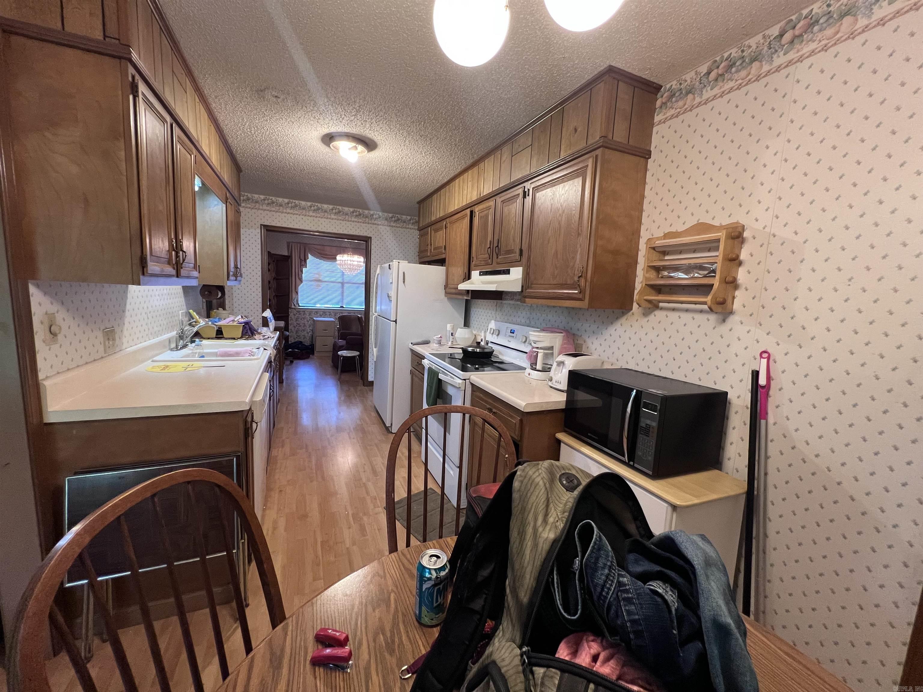 407 N Joplin  Russellville, AR
