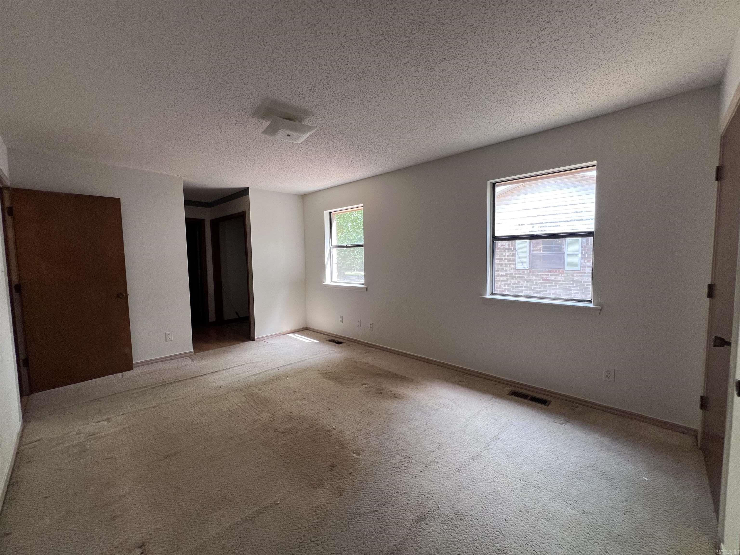 407 N Joplin  Russellville, AR