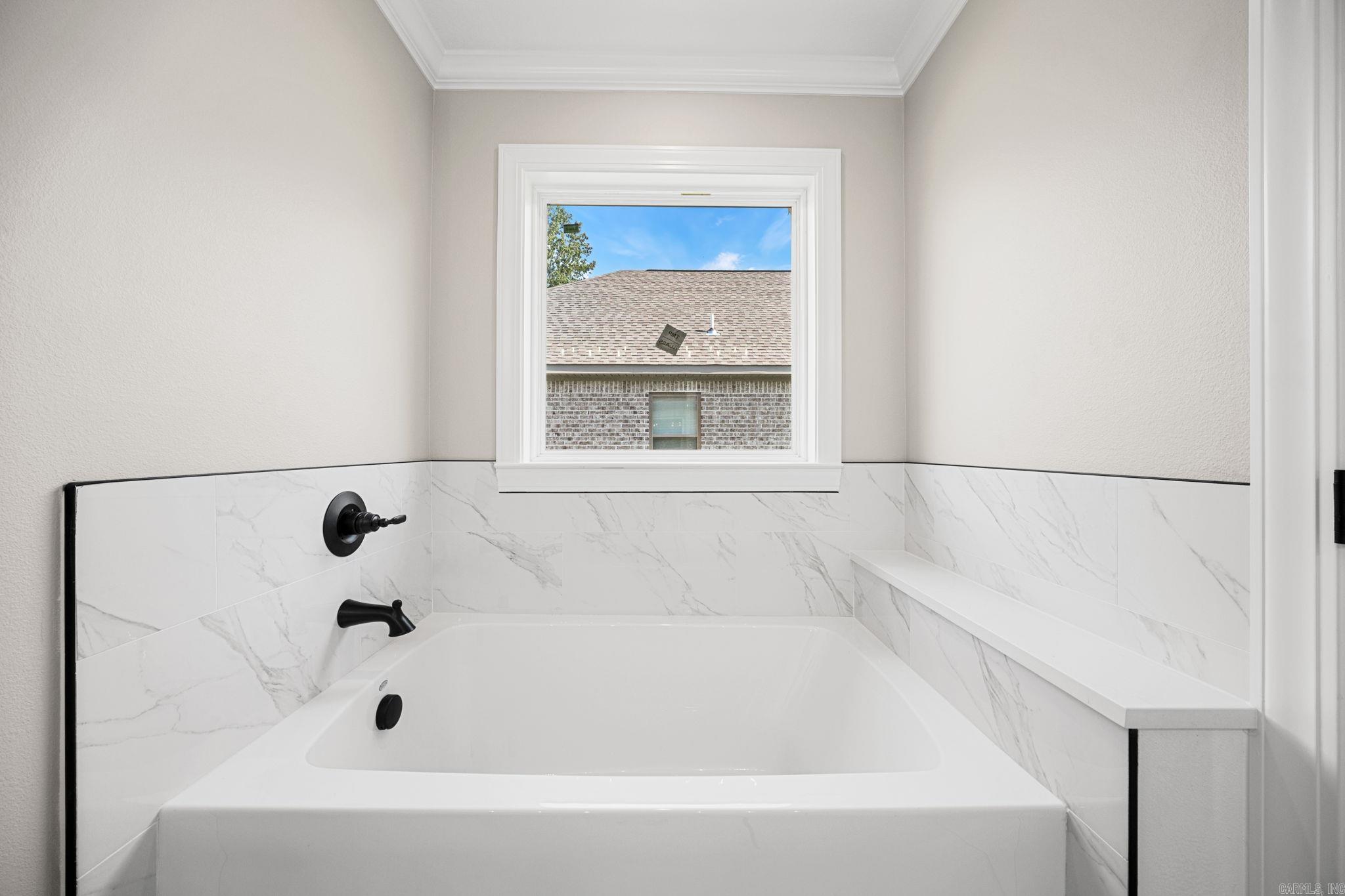 20 Ledrick  Mayflower, AR