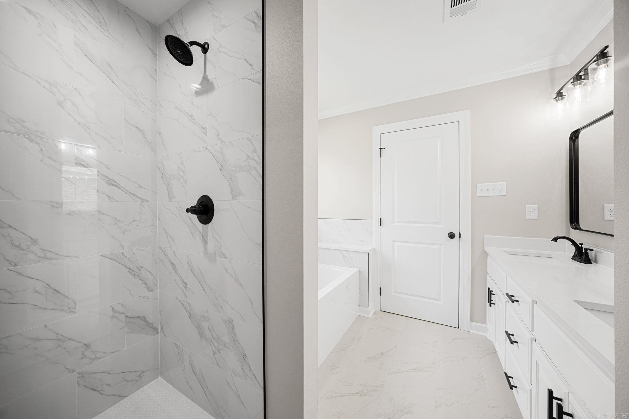 20 Ledrick  Mayflower, AR
