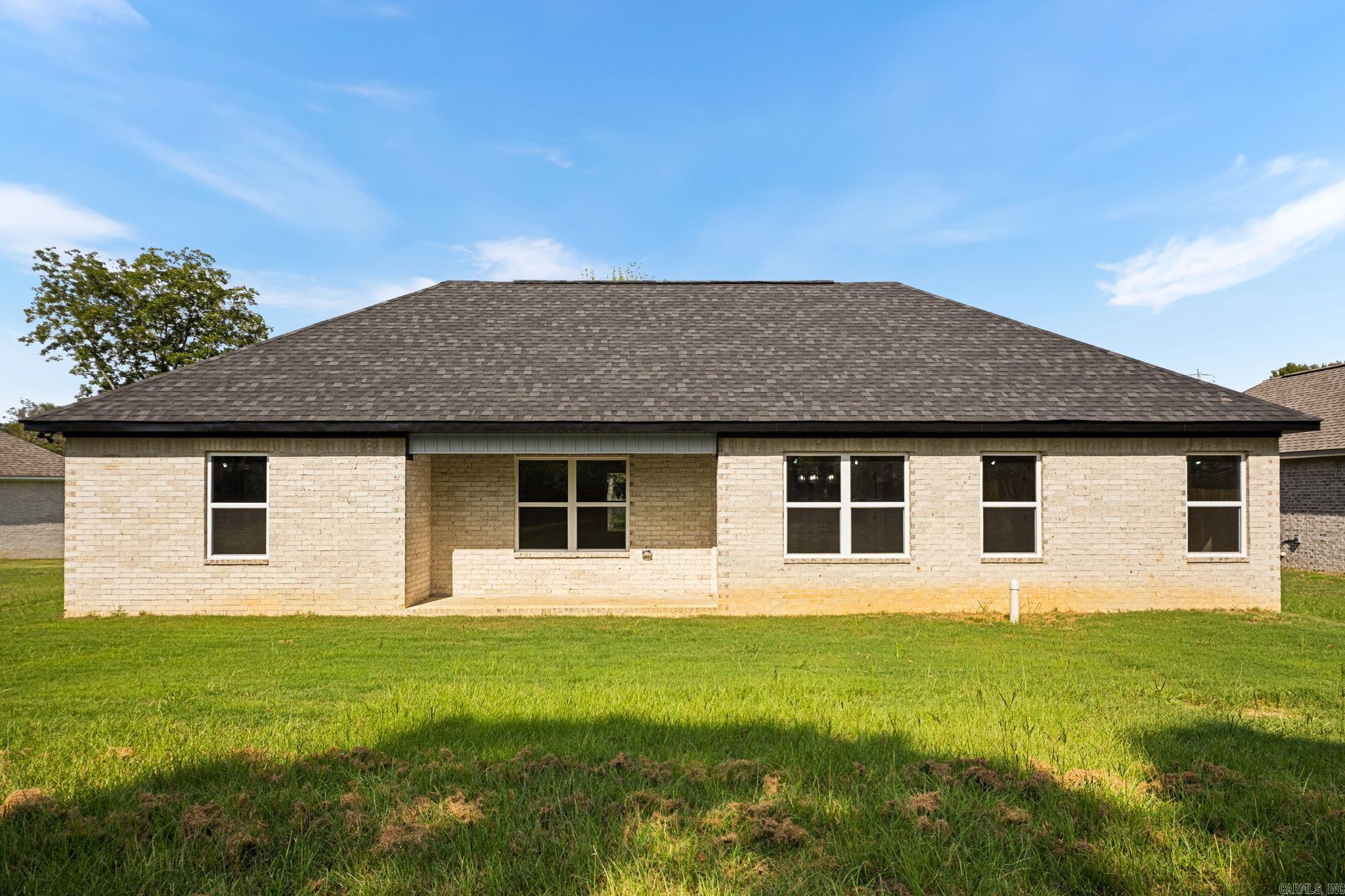 20 Ledrick  Mayflower, AR