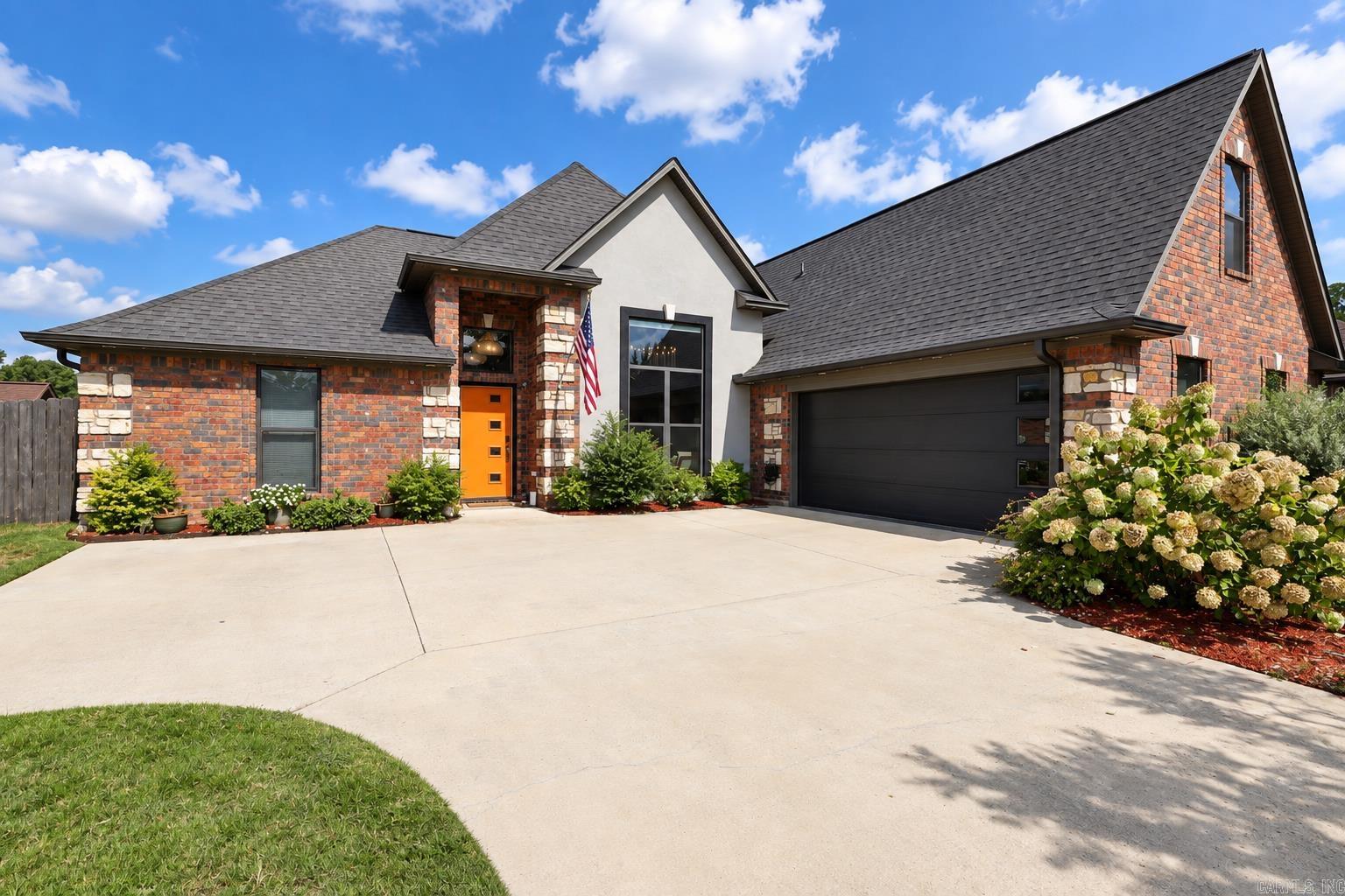 1903 Razorback Drive Texarkana, AR 71854