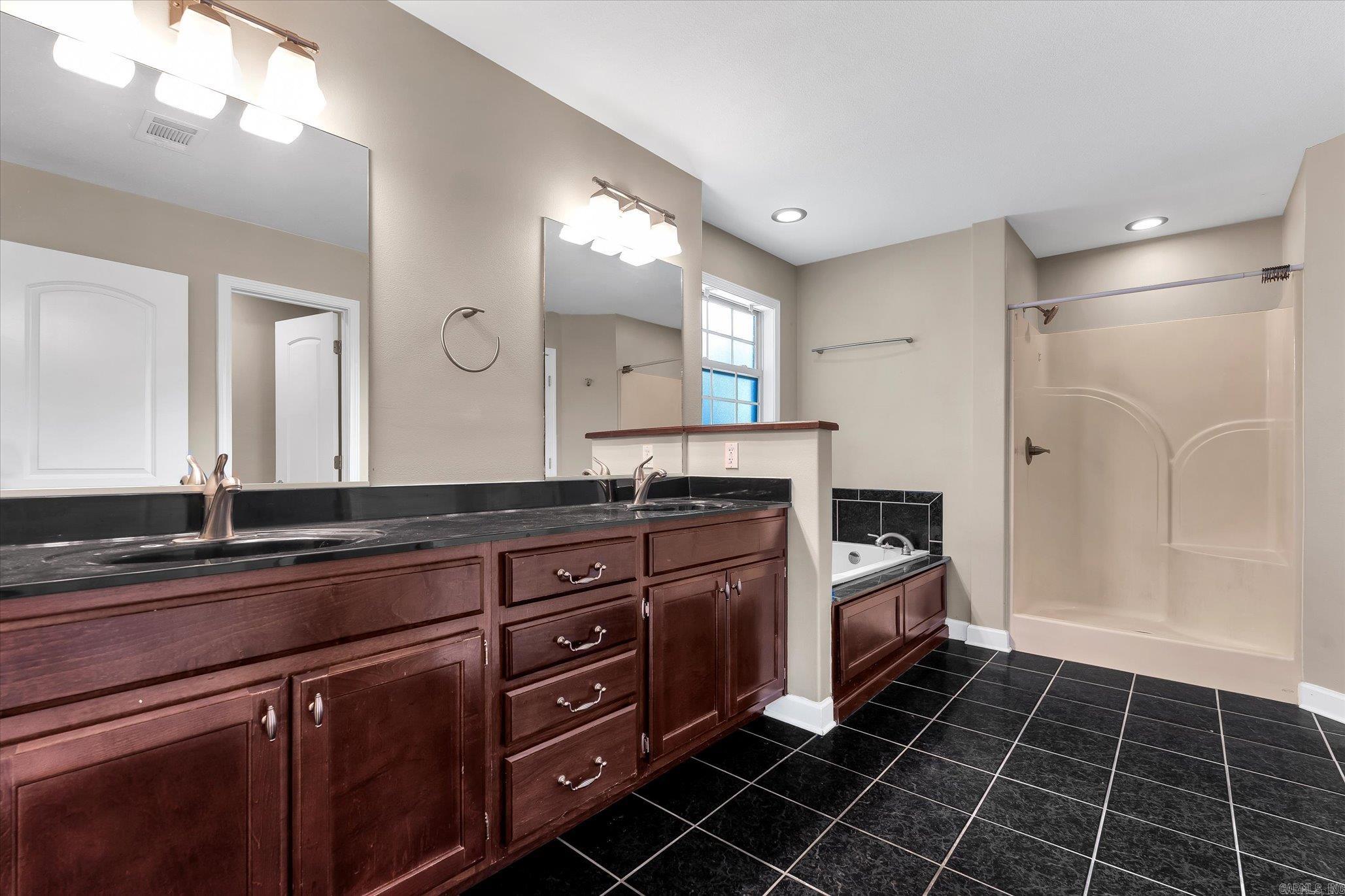 102 Lenford  Bono, AR