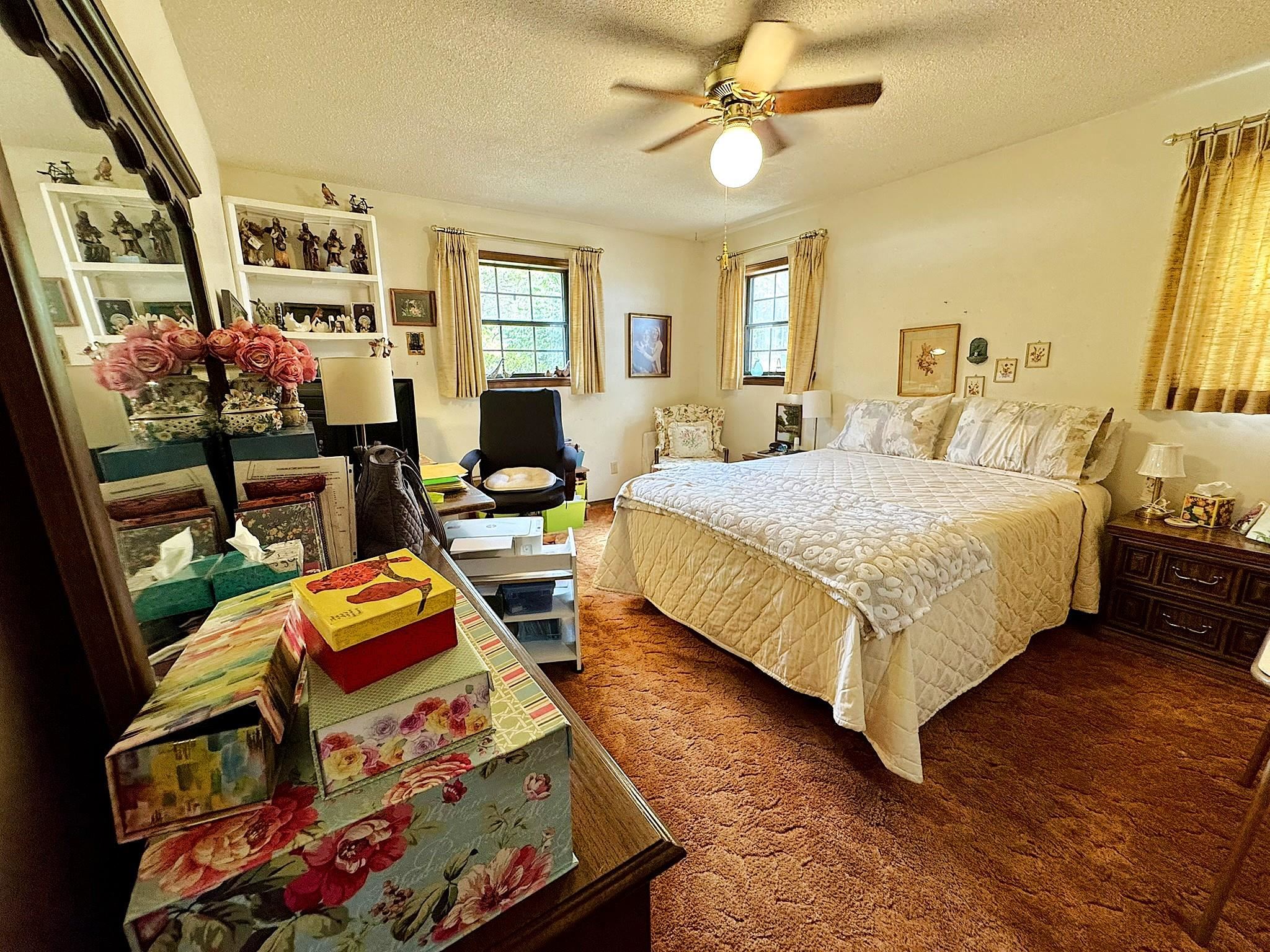 911 S Edgewater Dr. Horseshoe Bend, AR 72512