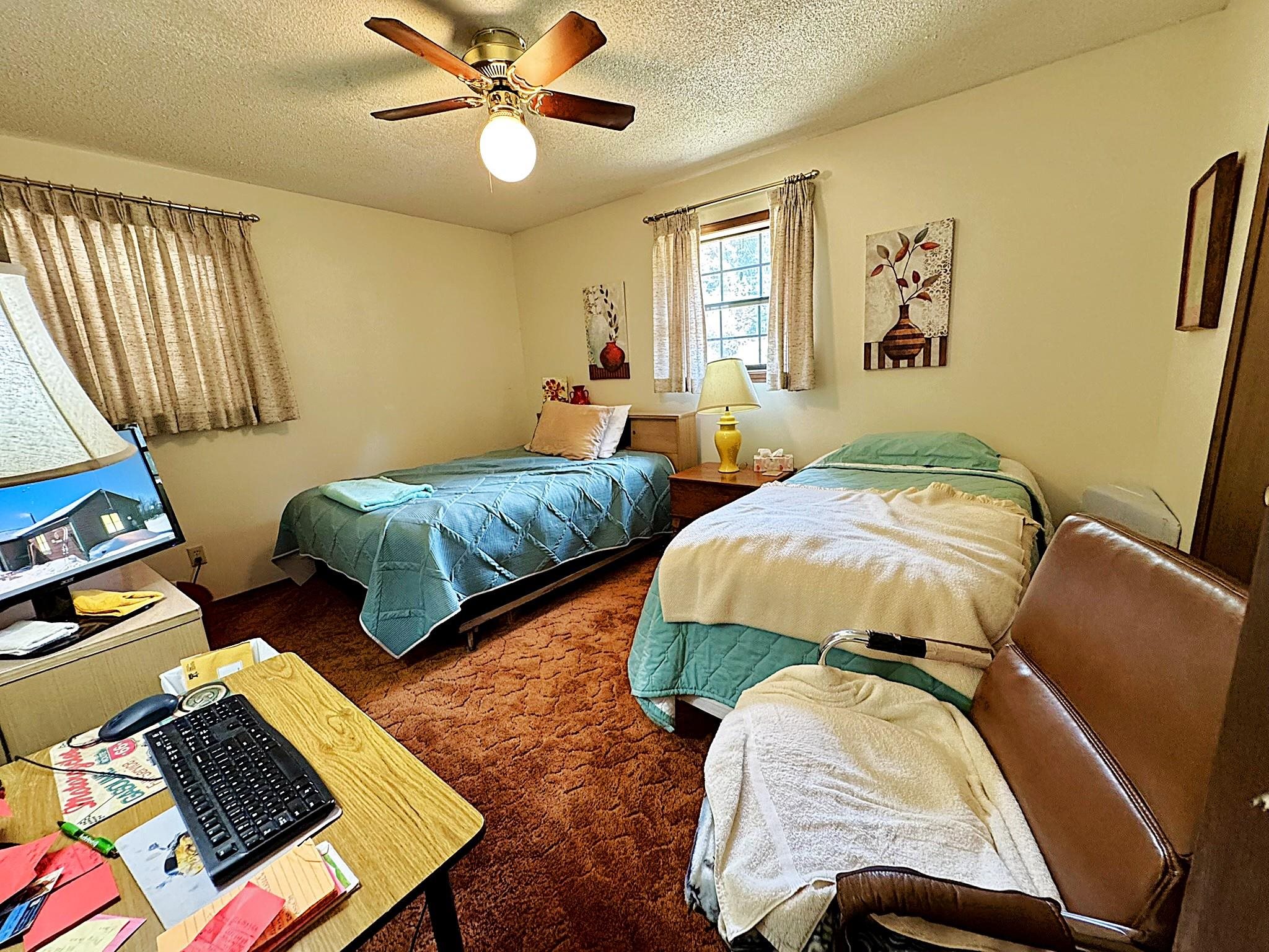 911 S Edgewater Dr. Horseshoe Bend, AR 72512