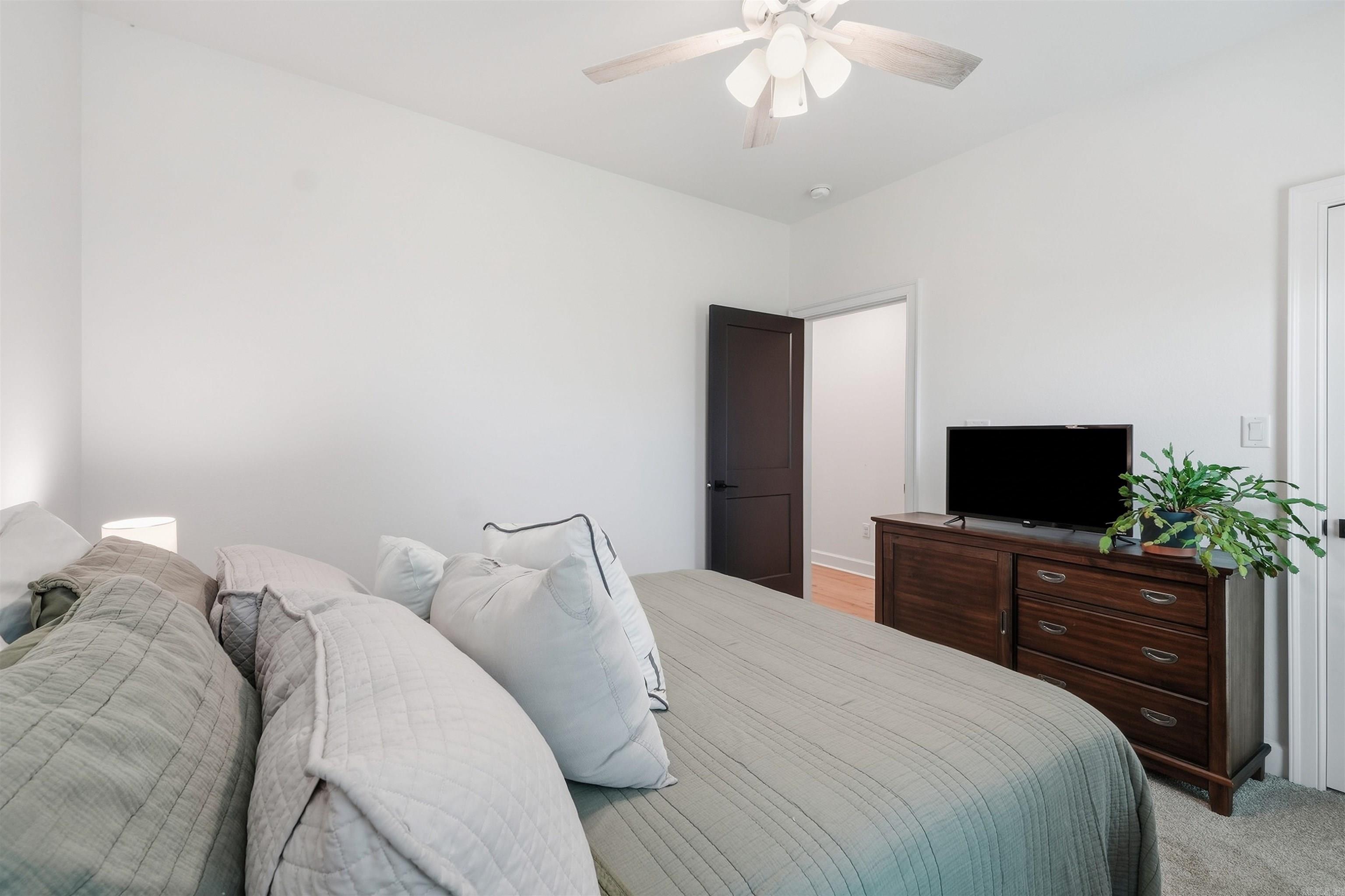 9059 Highway 16 West Clinton, AR 72031