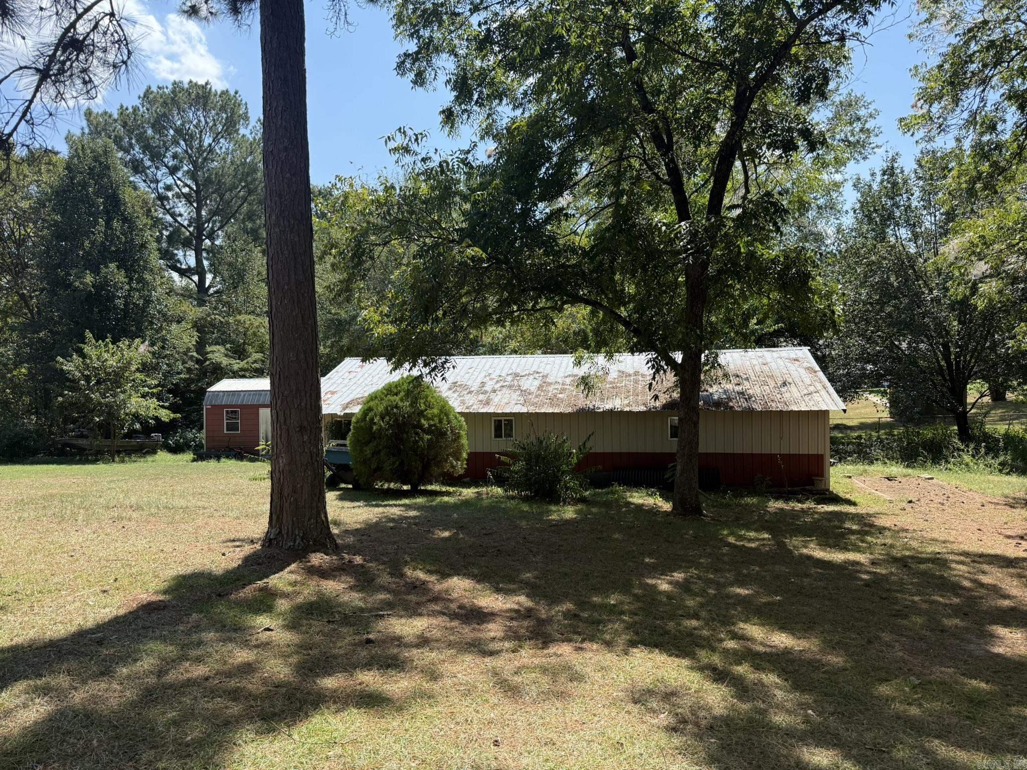 1001 W Sunset  Nashville, AR