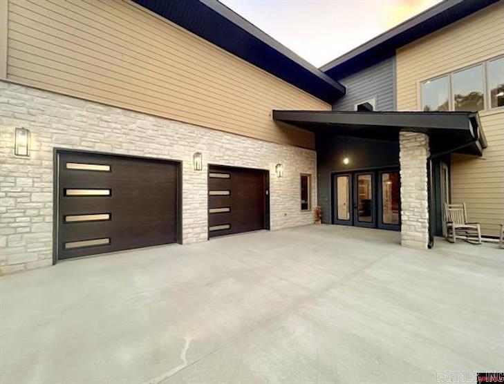 5 Sowbug Circle Cotter, AR 72626