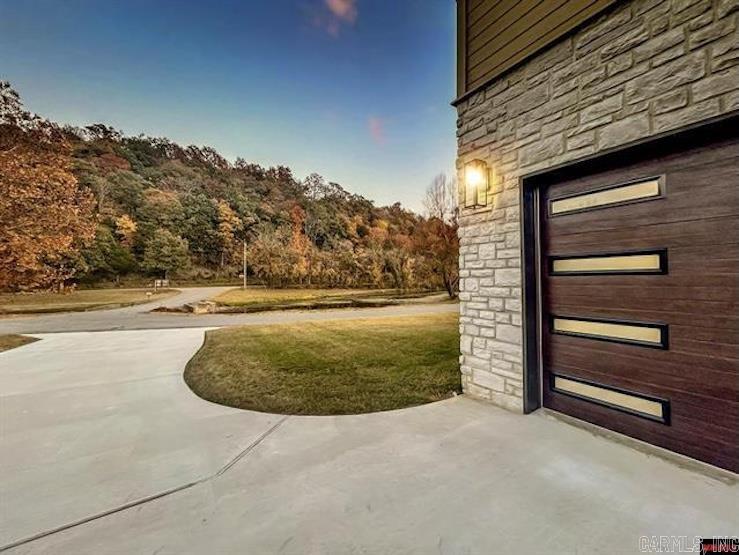 5 Sowbug Circle Cotter, AR 72626
