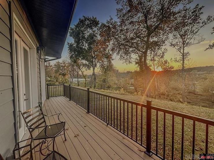 5 Sowbug Circle Cotter, AR 72626