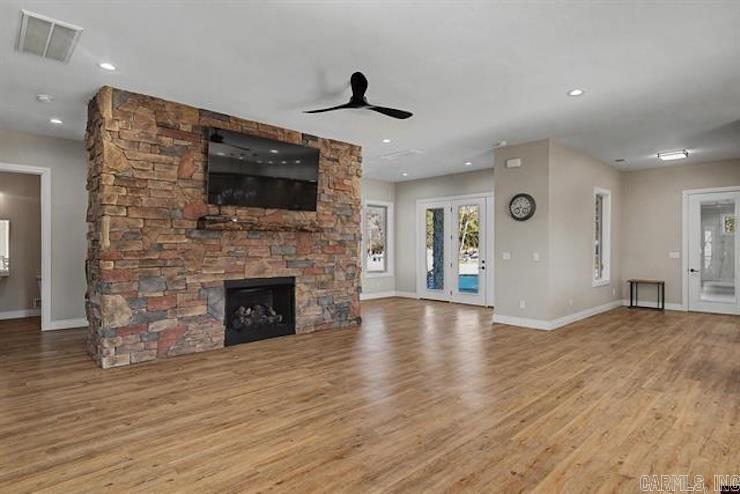 5 Sowbug Circle Cotter, AR 72626