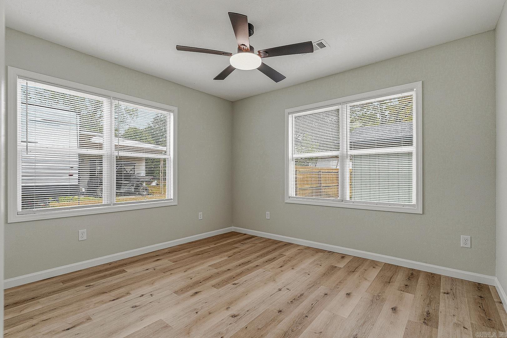 207 S 14th Avenue  Paragould, AR