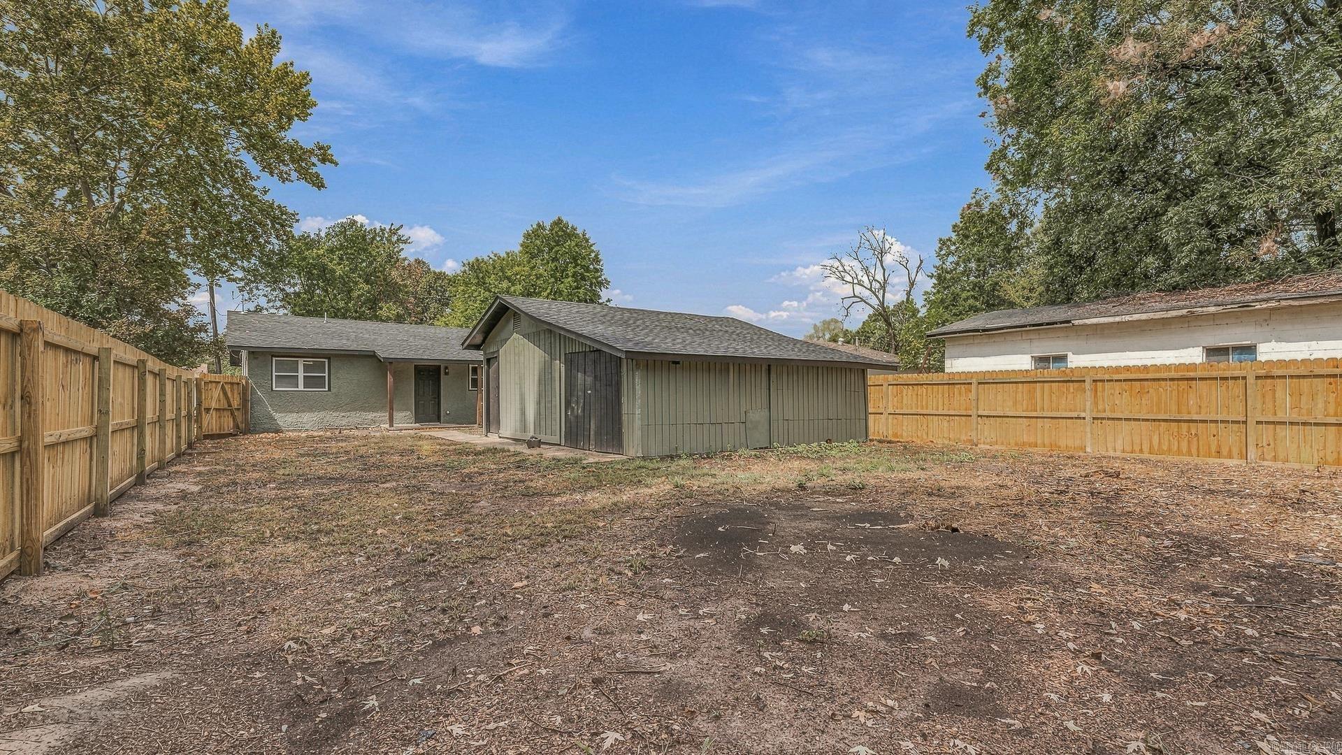 207 S 14th Avenue  Paragould, AR