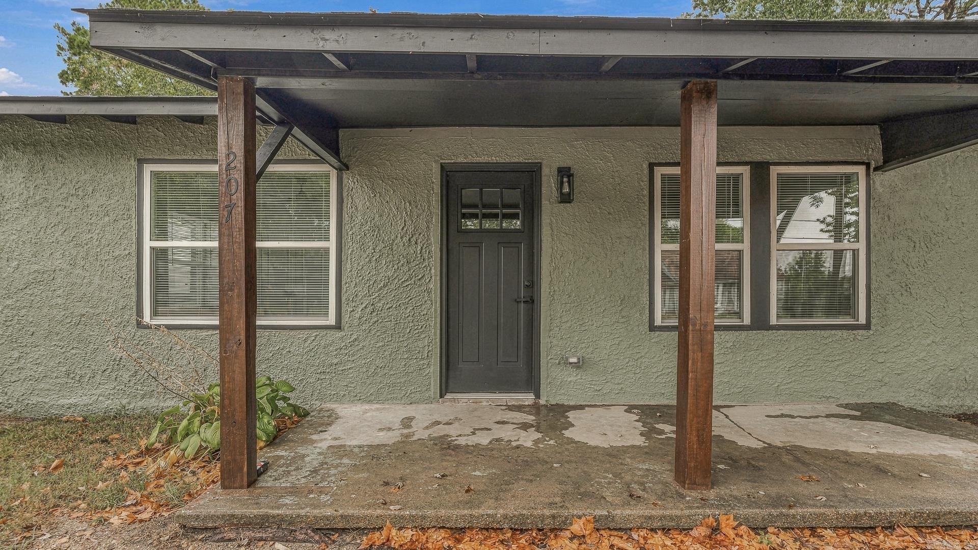 207 S 14th Avenue  Paragould, AR