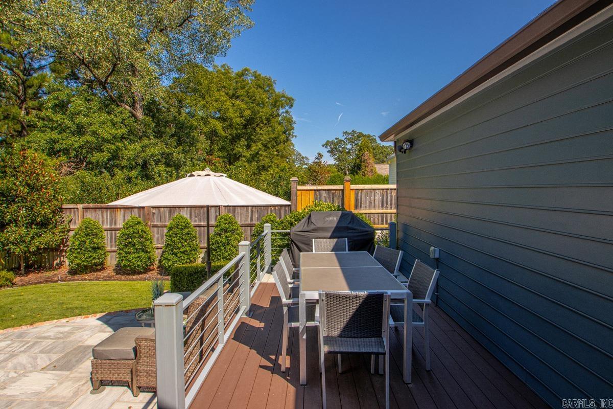 39 ST Johns Place Little Rock, AR 72207