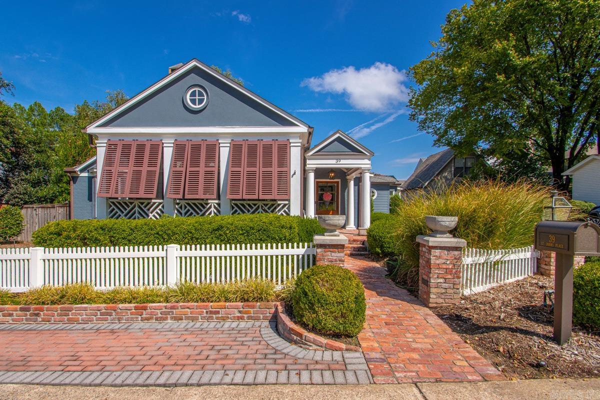 39 ST Johns Place Little Rock, AR 72207