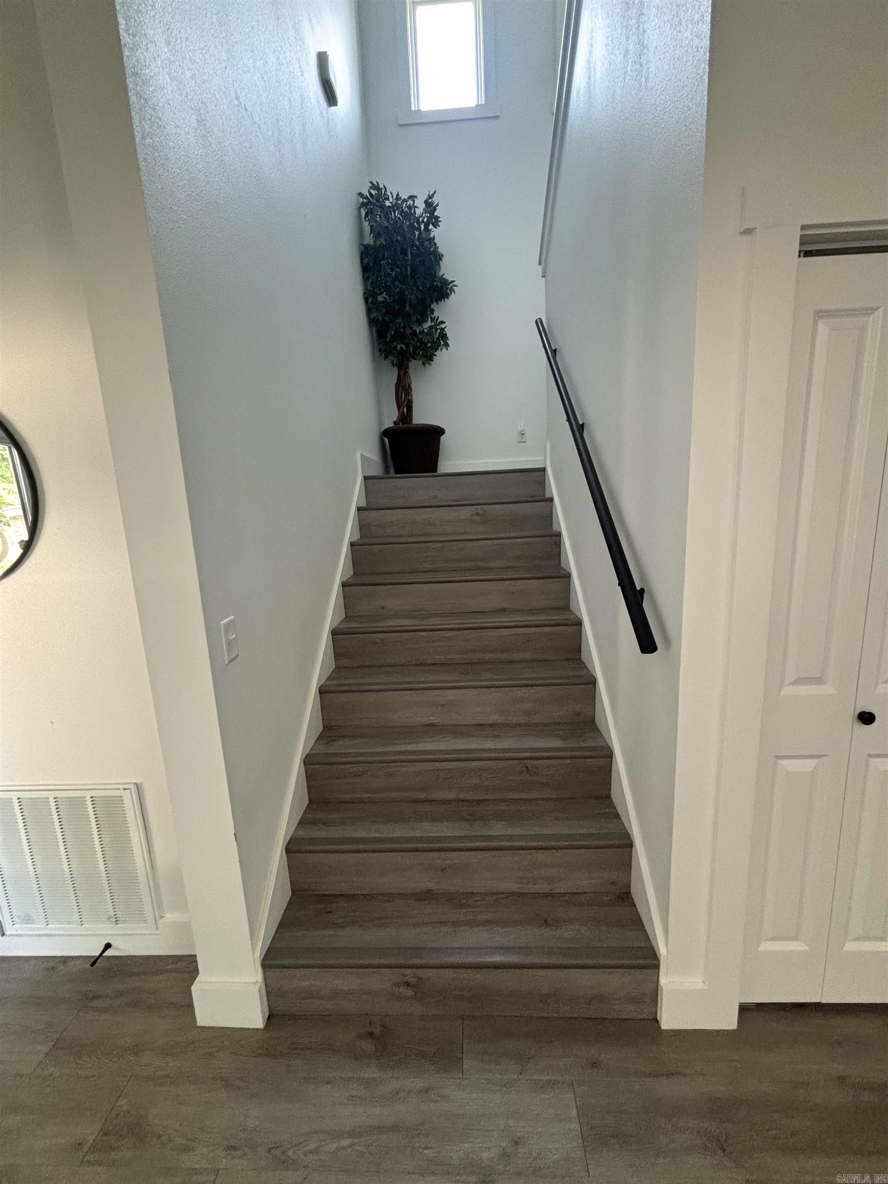 22 Sculpin Lane Cotter, AR 72626