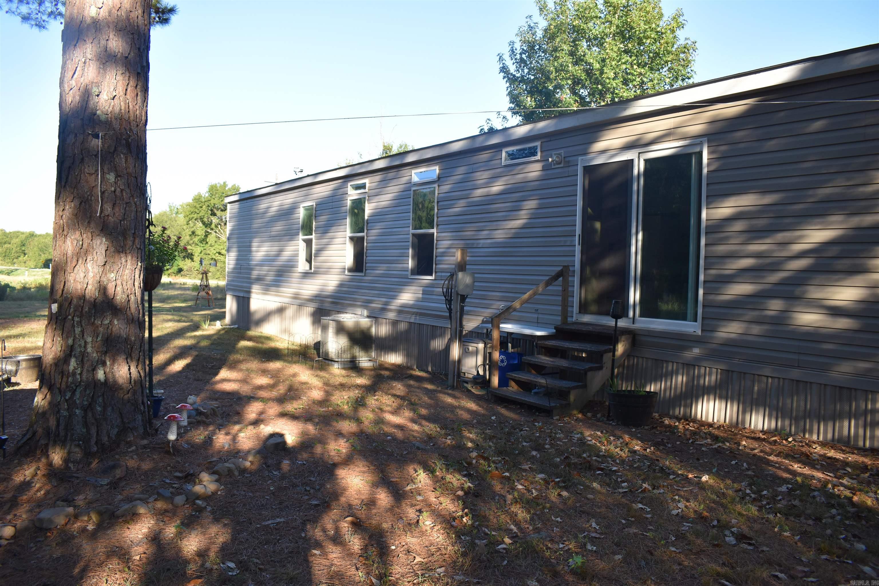 26773 Highway 80  Danville, AR