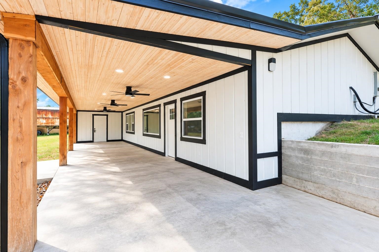 170 Hickory Street  Pineville, AR