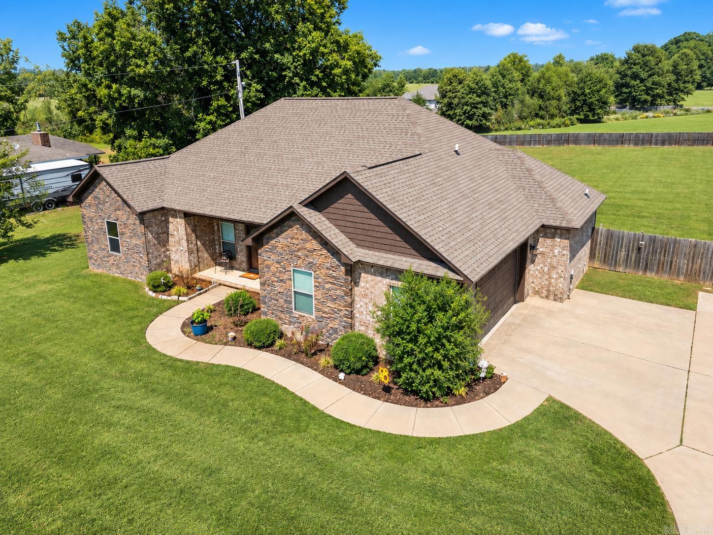 418 Hwy 225 W  Greenbrier, AR