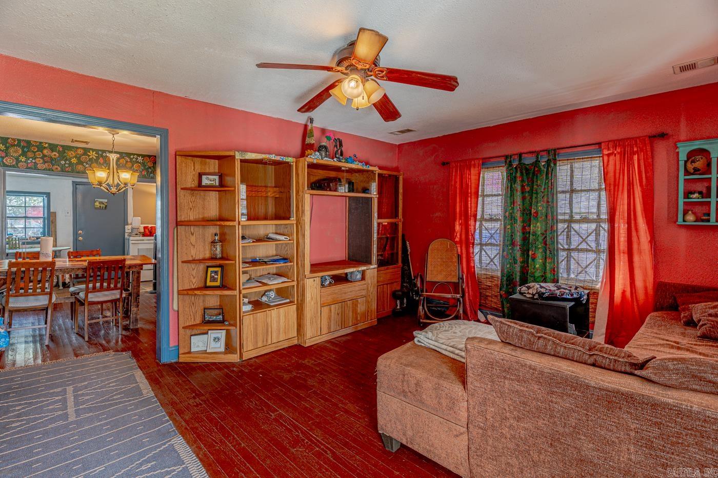 127 W Danner Avenue  West Memphis, AR