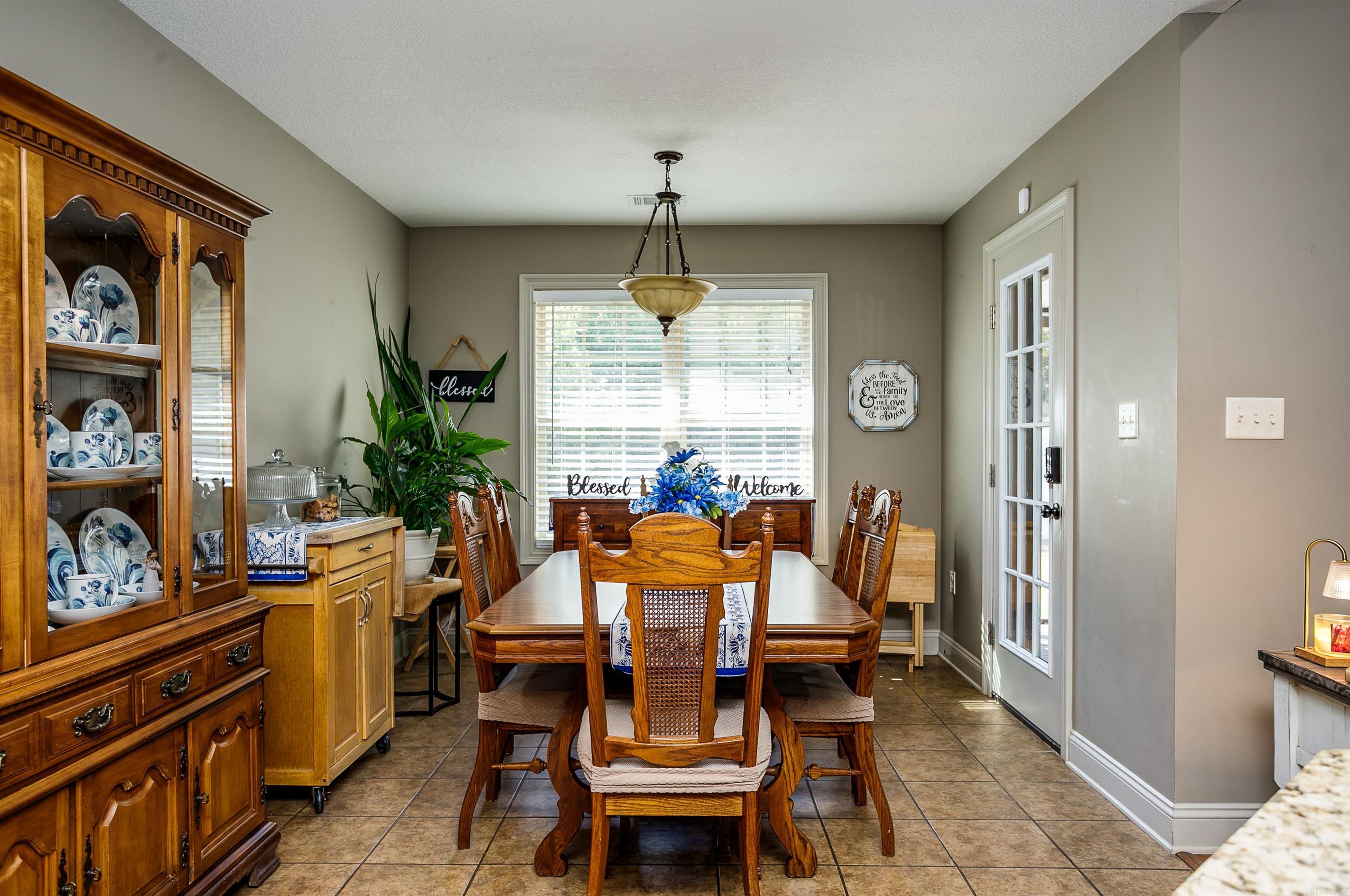6037 Prairie Meadow Jonesboro, AR 72404